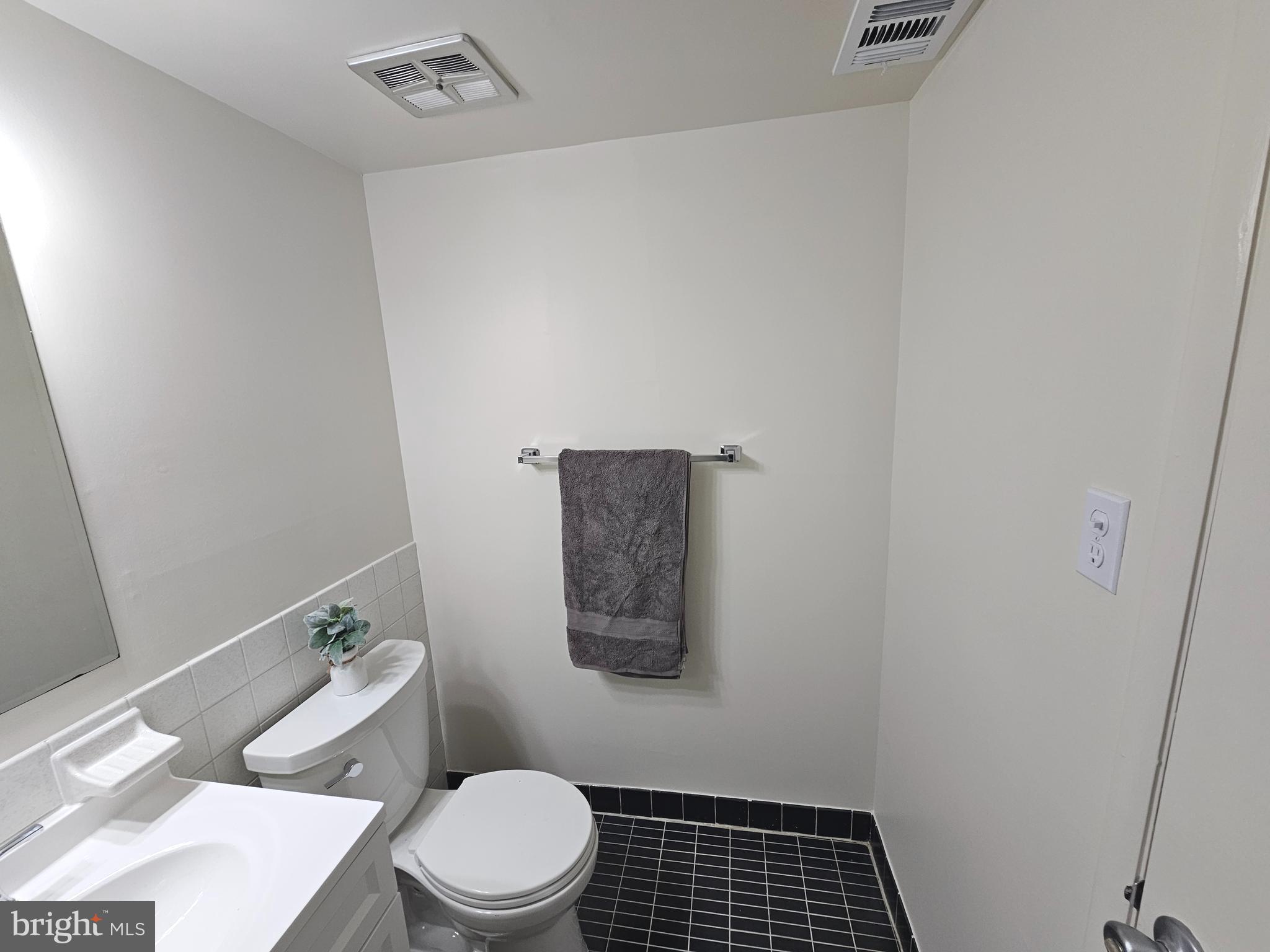 AMERICANA CENTRE - Residential