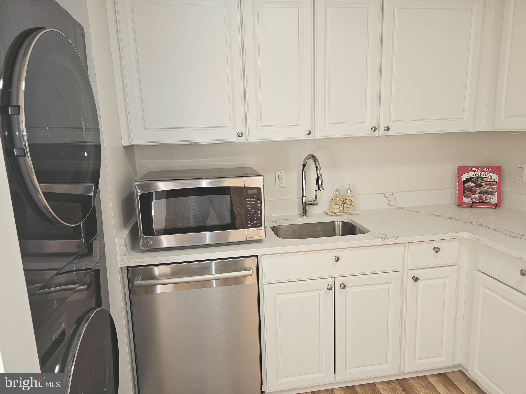 AMERICANA CENTRE - Residential