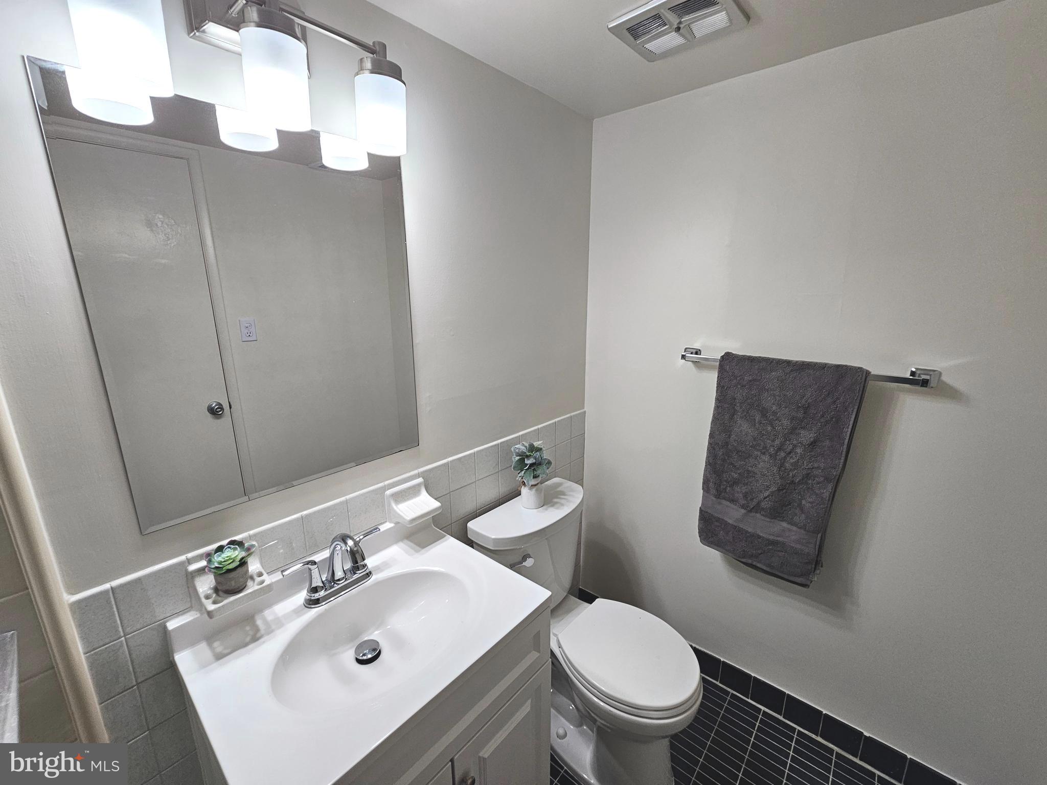 AMERICANA CENTRE - Residential