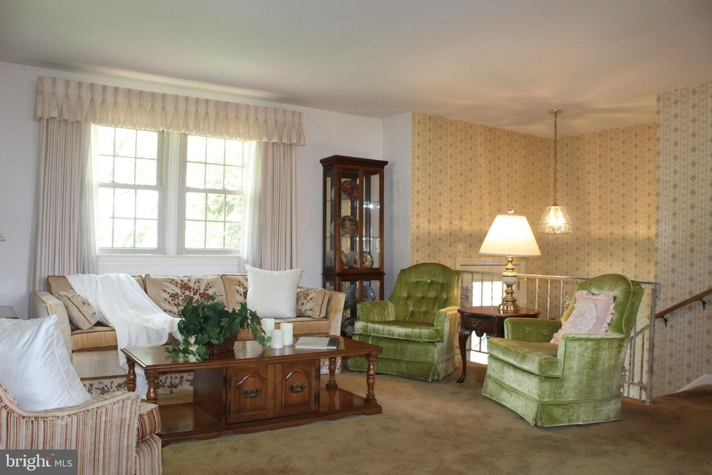 Photo of 42 MEADOW VIEW DR, LEOLA, PA 17540 (MLS # PALA2034204)