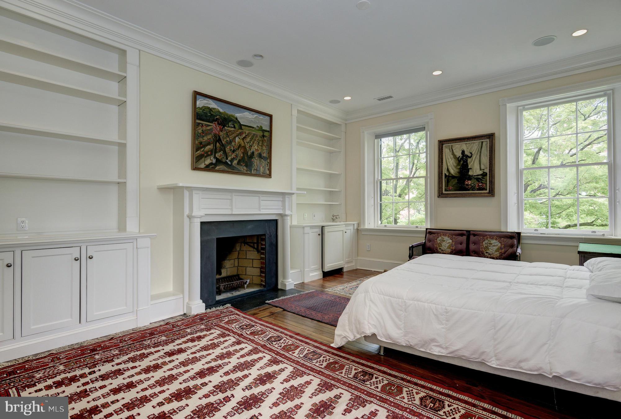GEORGETOWN - Residential