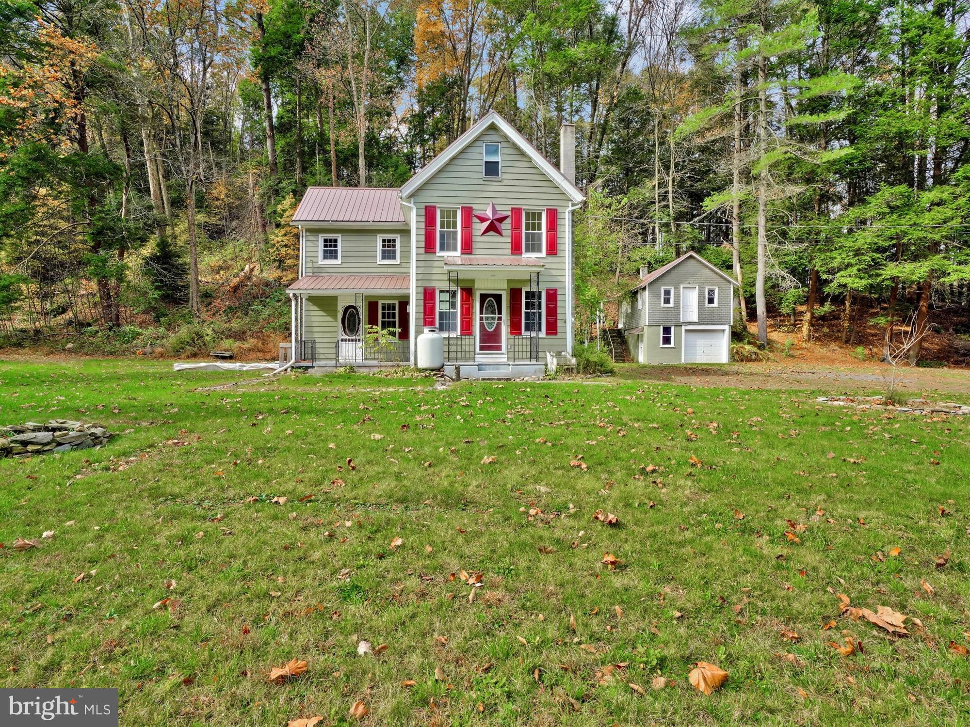 PINE GROVE - Residential