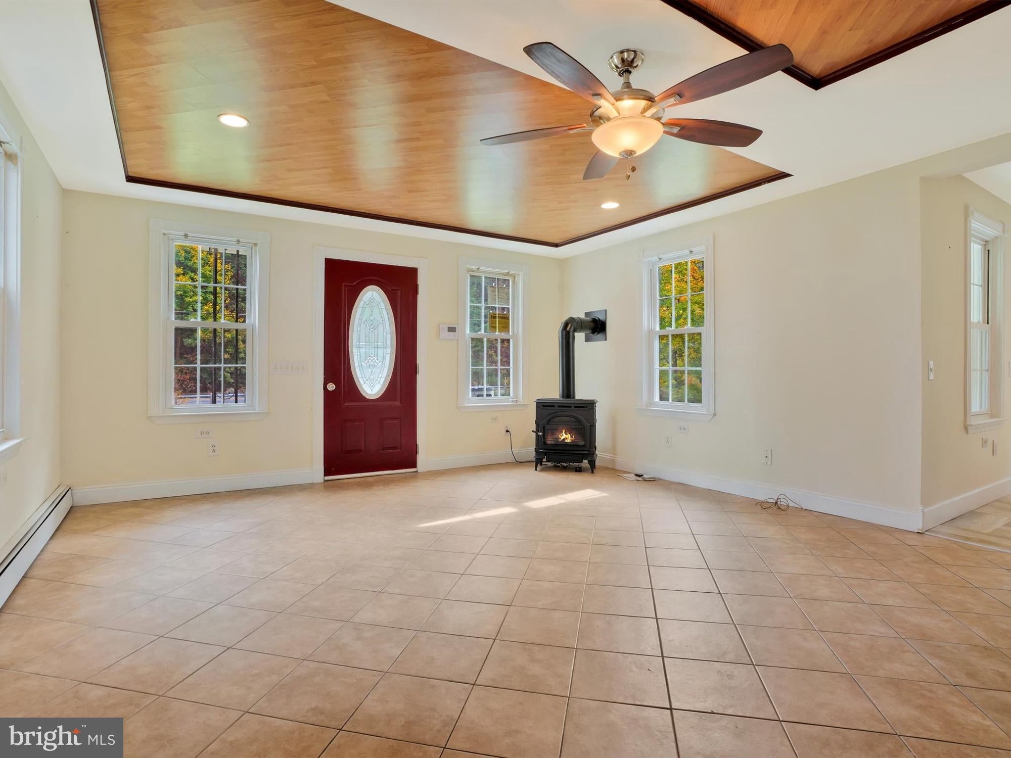 PINE GROVE - Residential