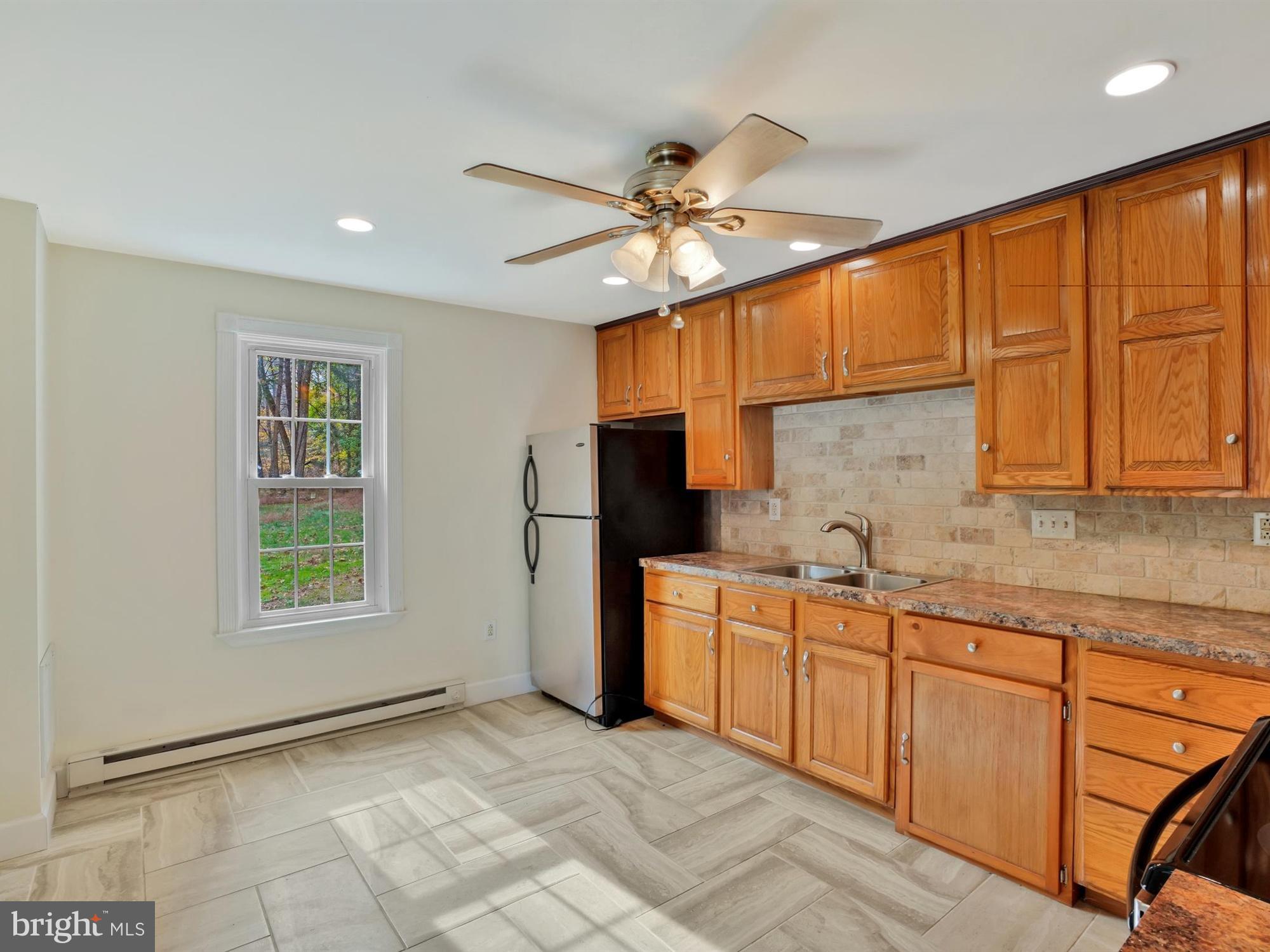 PINE GROVE - Residential