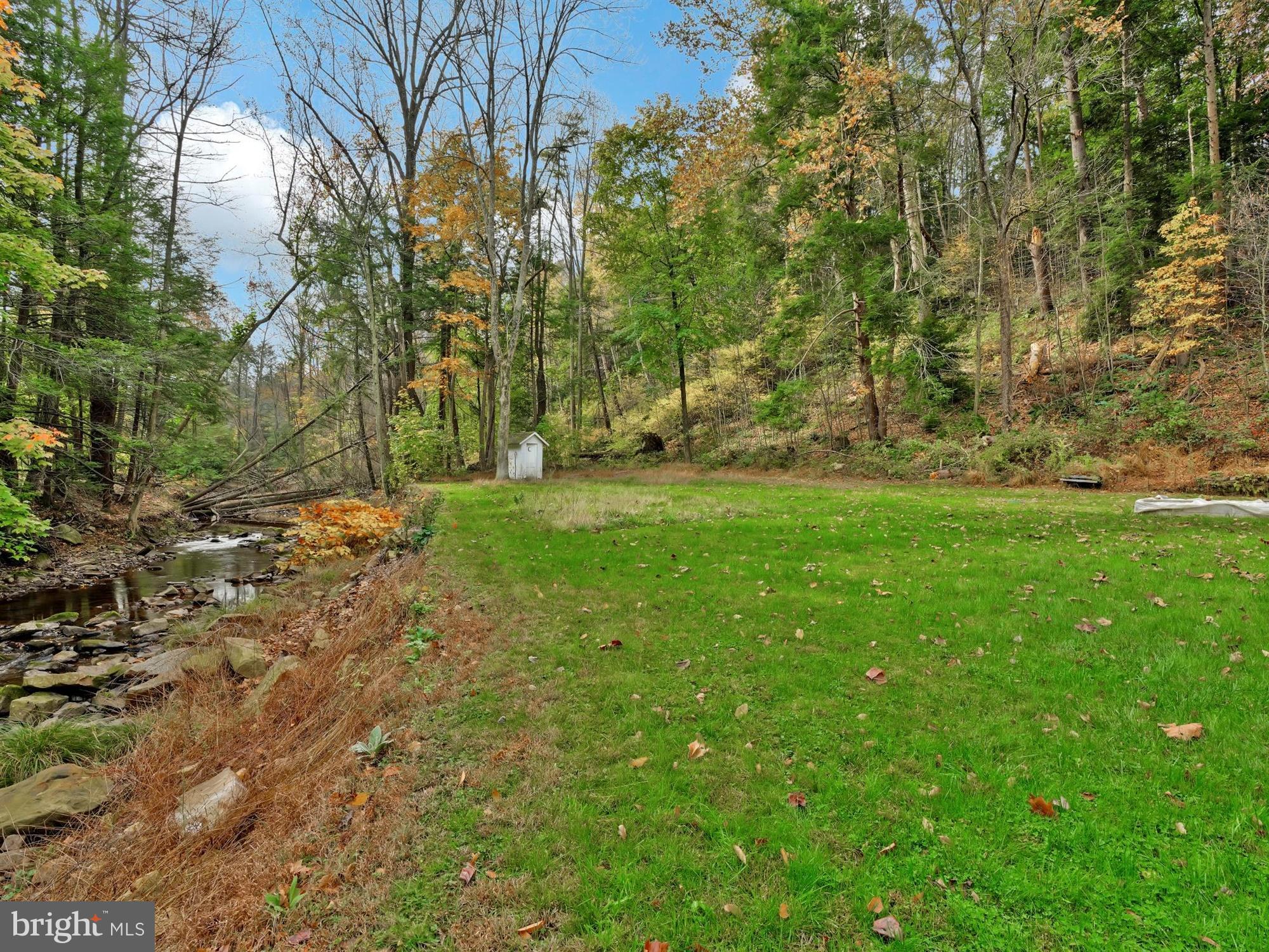 PINE GROVE - Residential