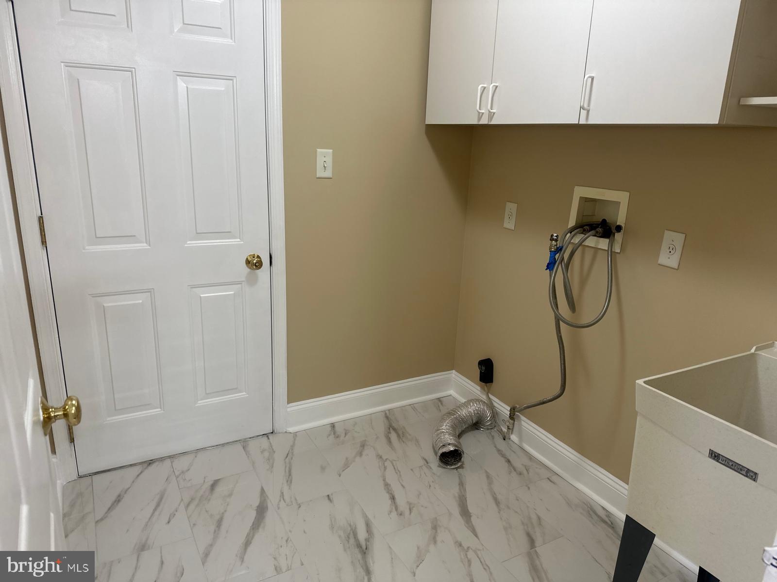 ABBEY DOWNS - Residential