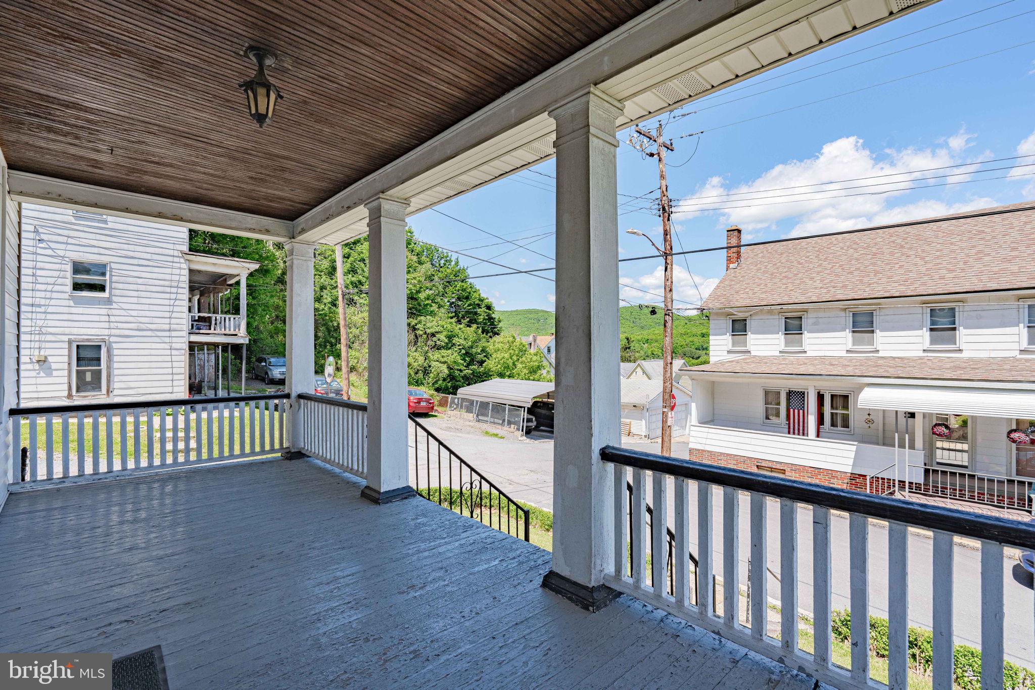 159 W RIDGE STREET