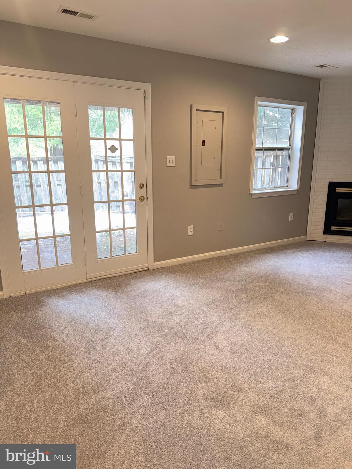 FOUNDERS WOODS - Residential