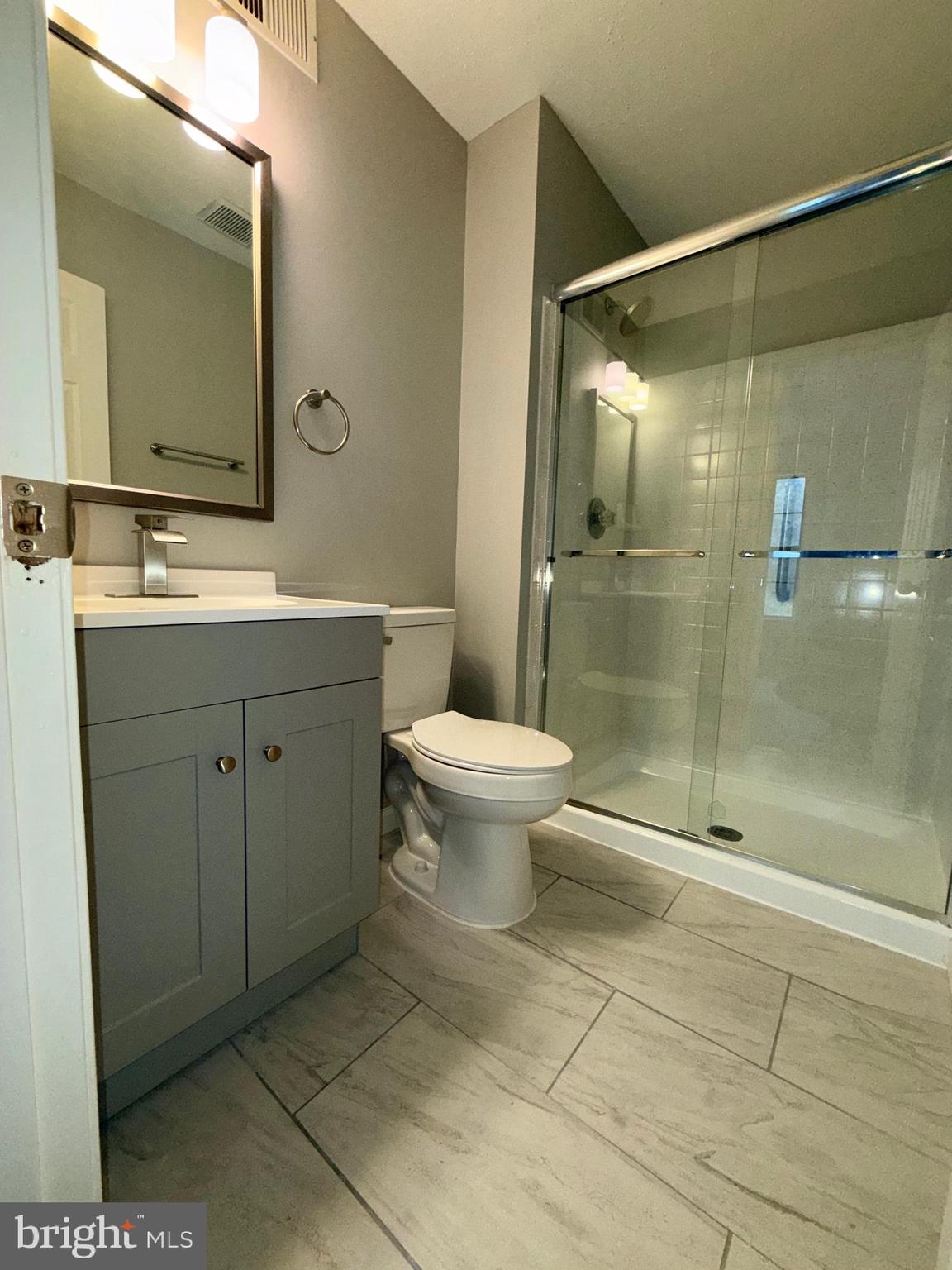 FOUNDERS WOODS - Residential