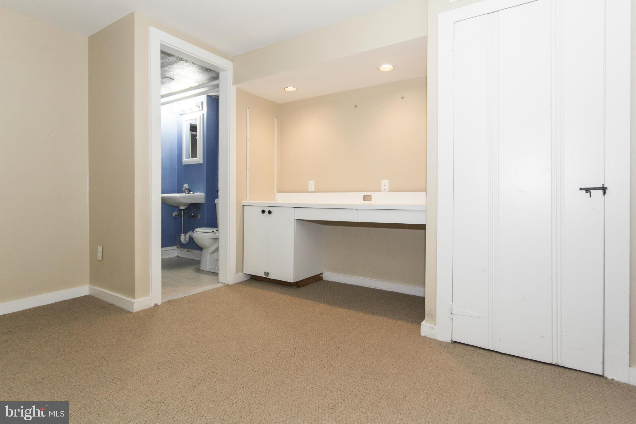 RODGERS FORGE - Residential Lease