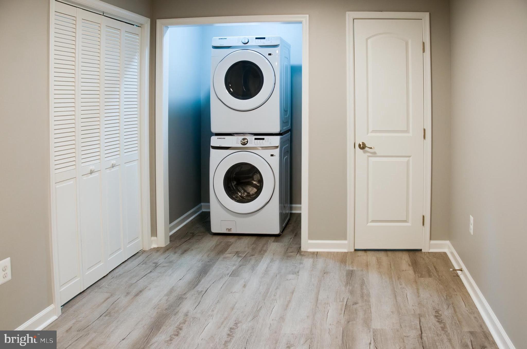 ST CHARLES SUB - SHEFFIELD - Residential Lease