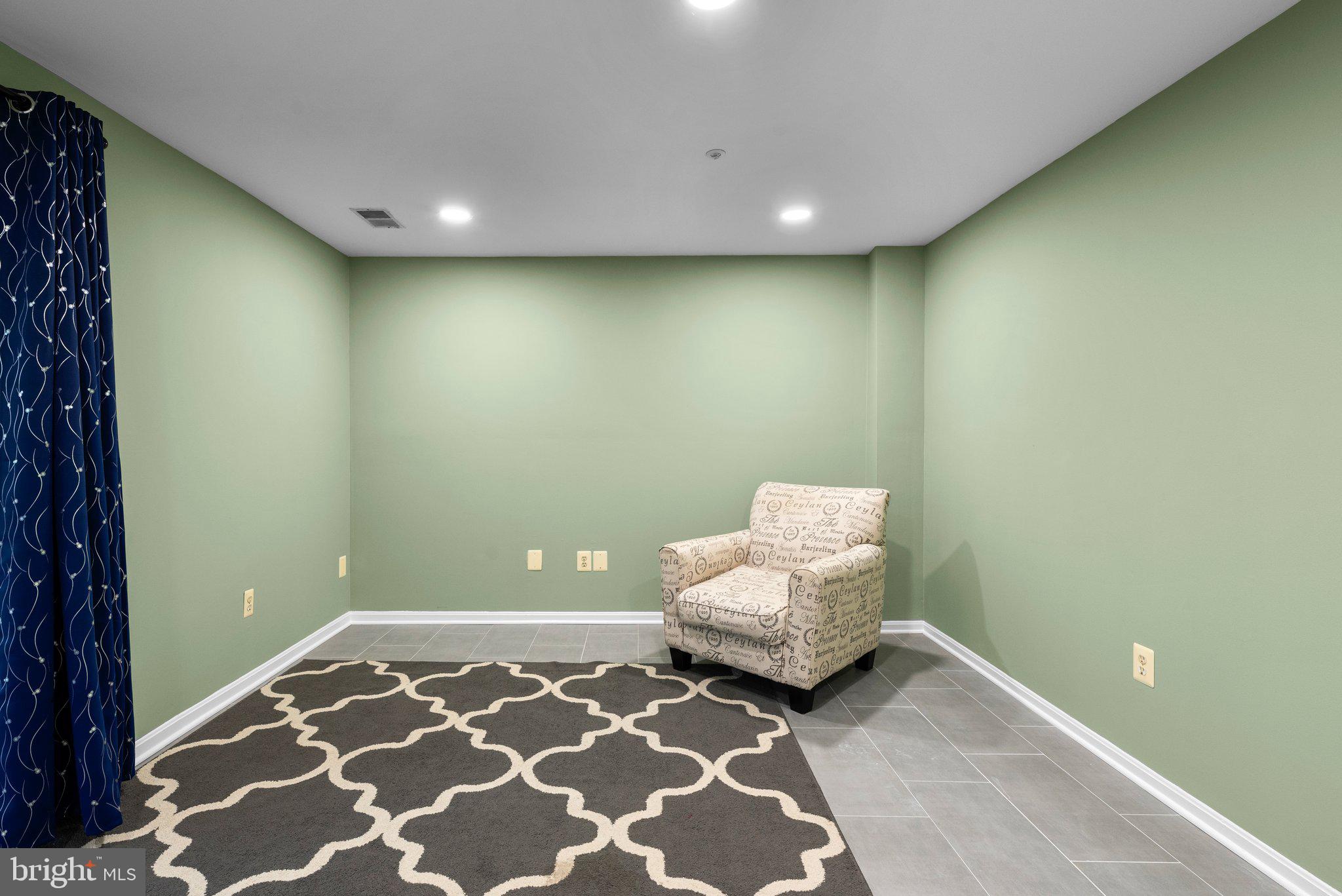 BOWLING BROOK FARMS - Residential Lease