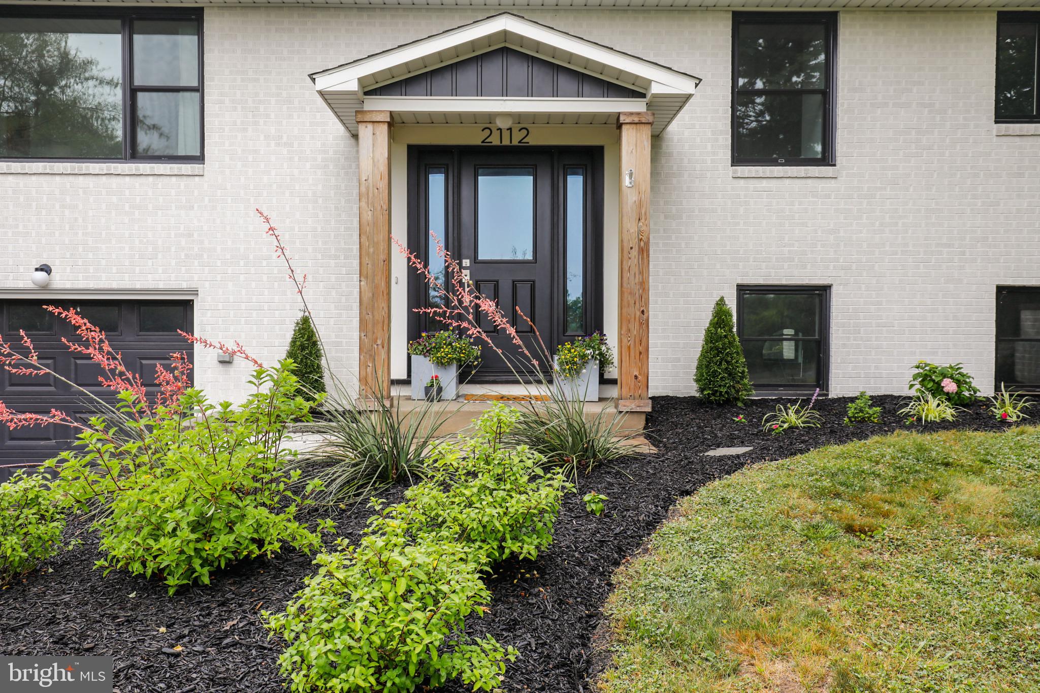 HAMPSTEAD - Residential