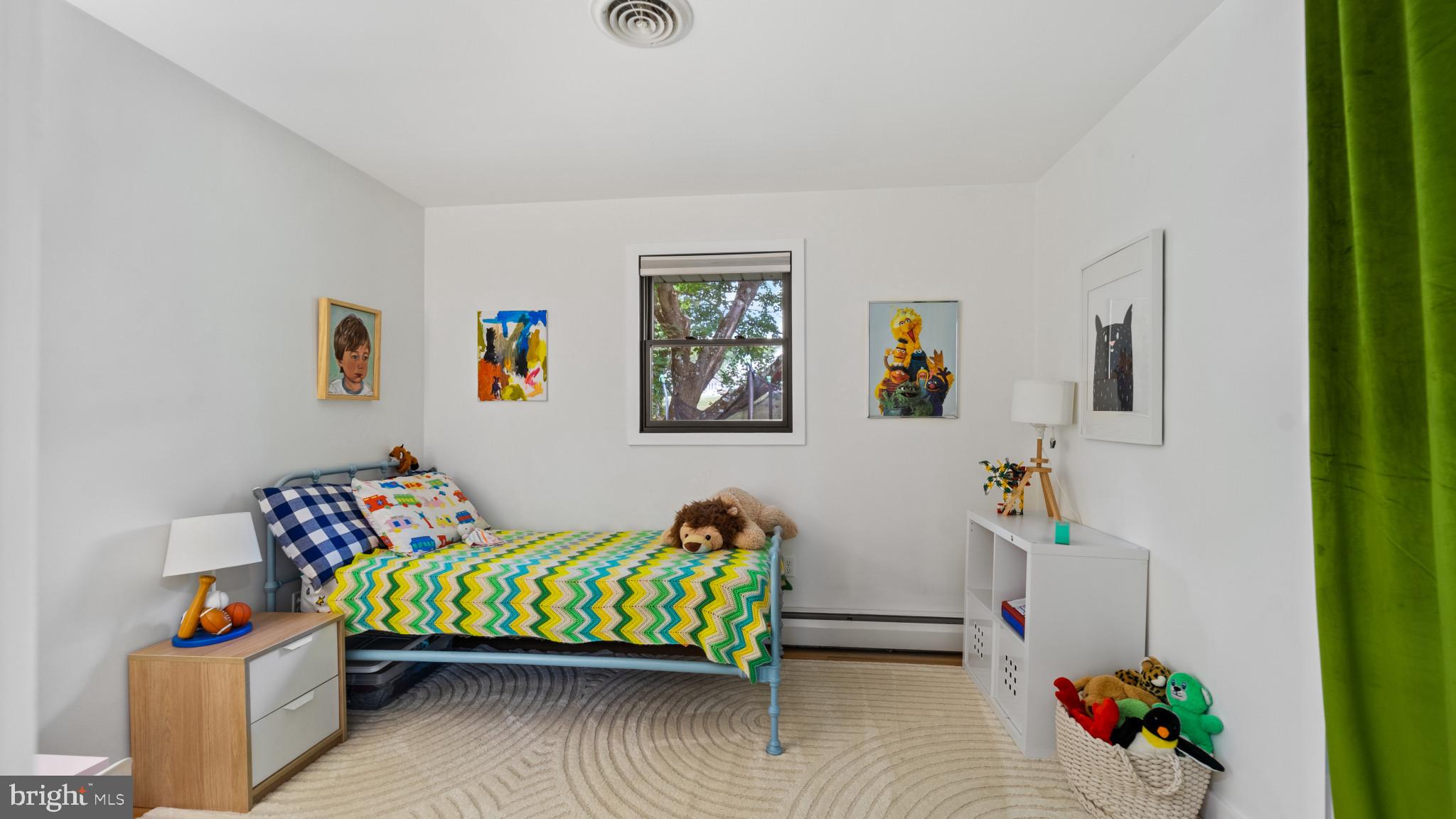 HAMPSTEAD - Residential