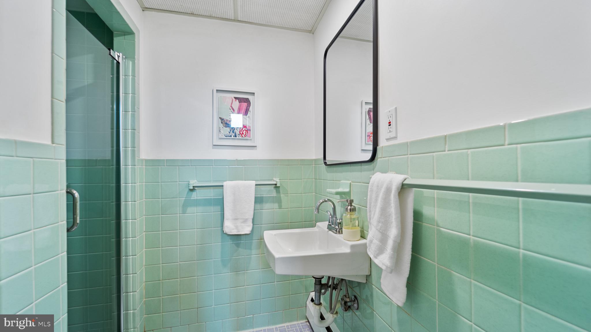 HAMPSTEAD - Residential