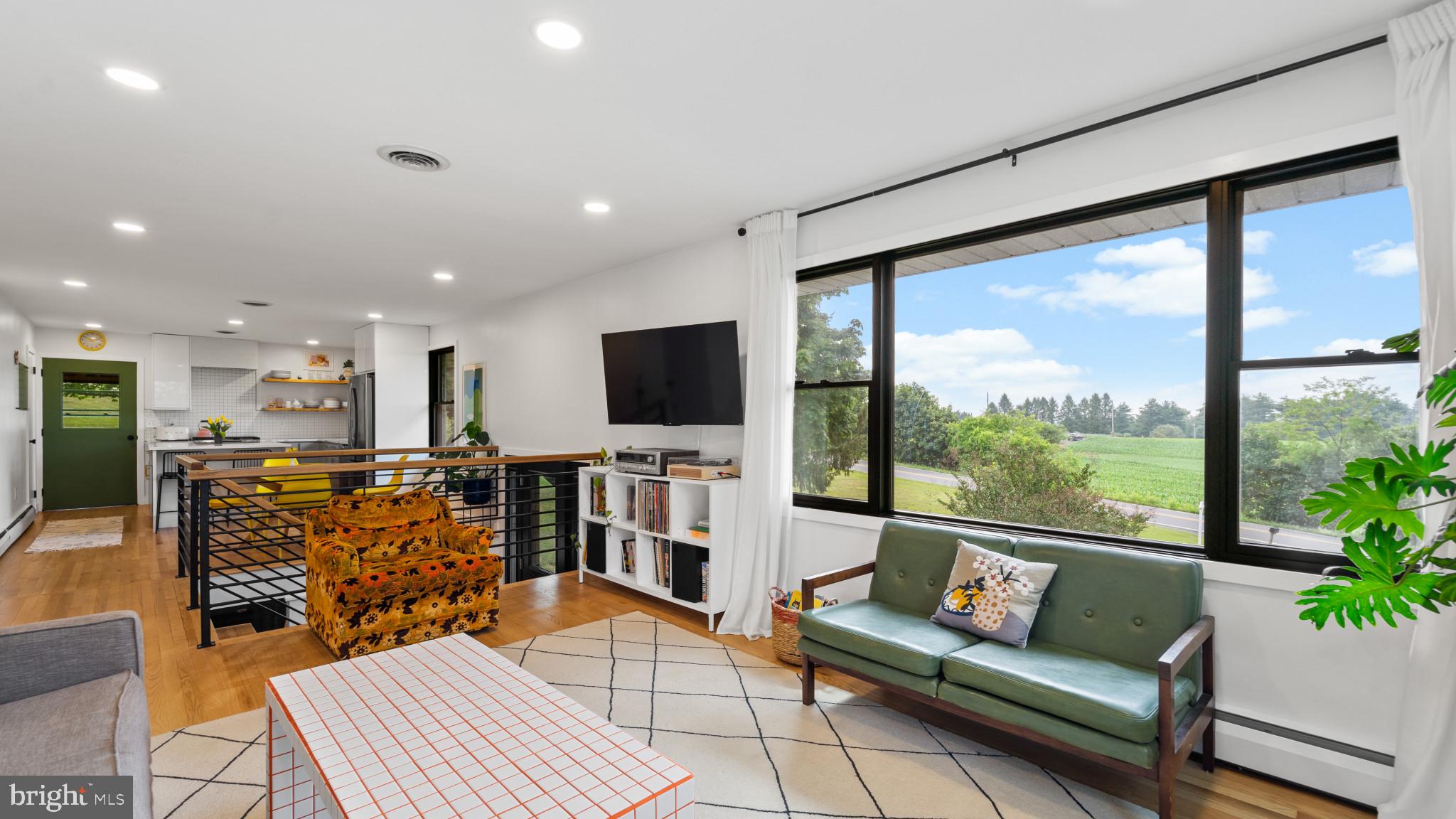 HAMPSTEAD - Residential