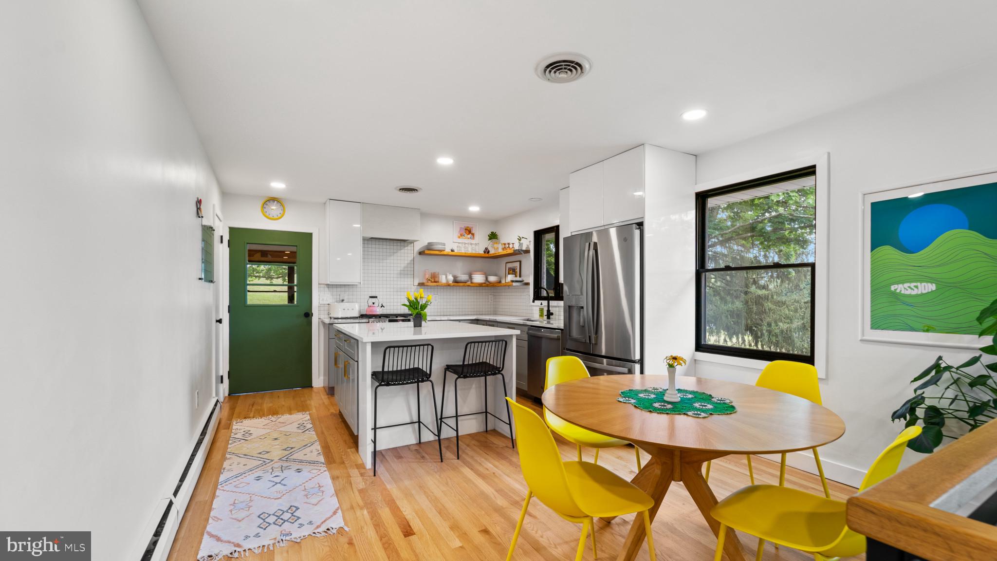 HAMPSTEAD - Residential