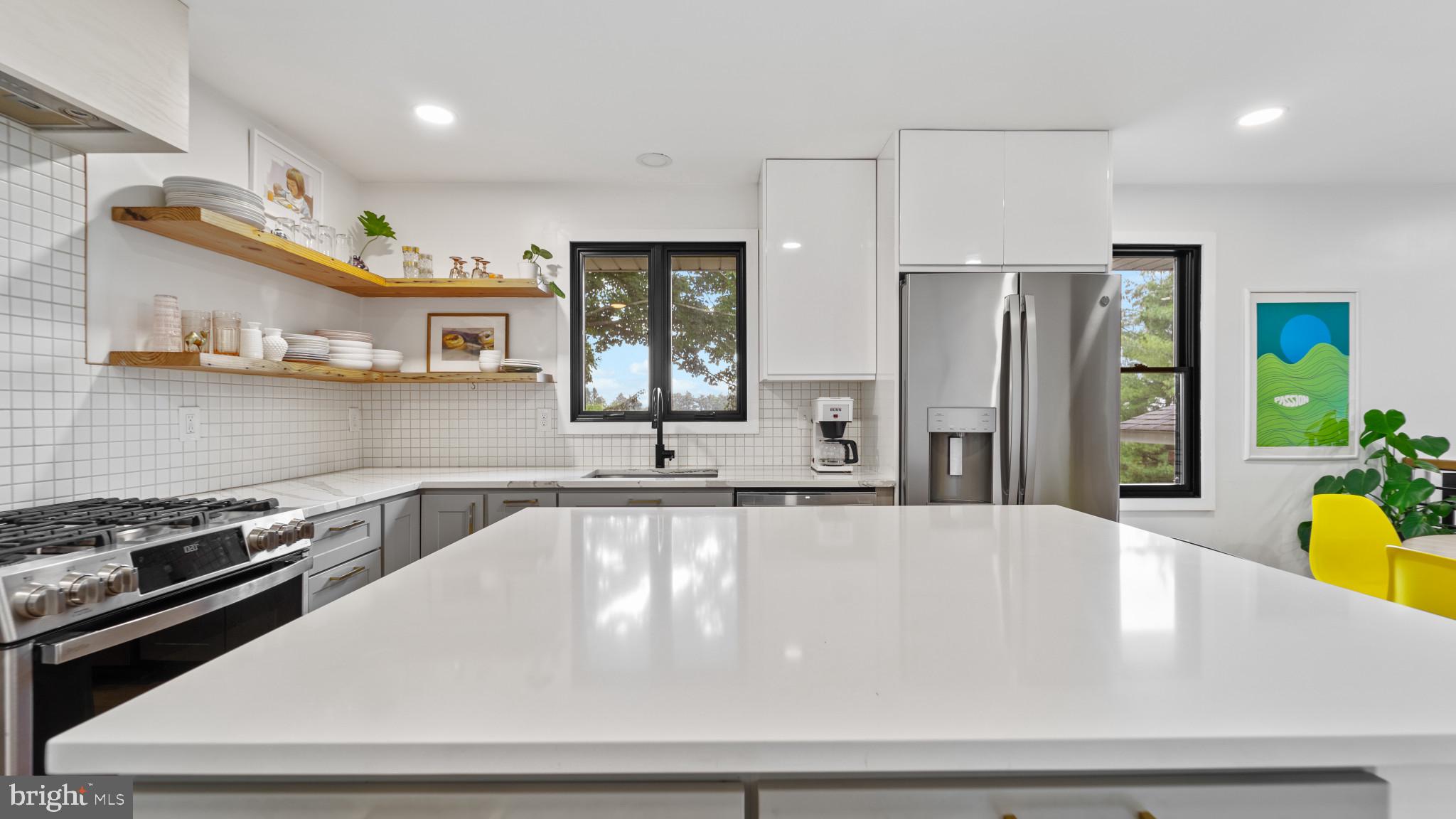 HAMPSTEAD - Residential