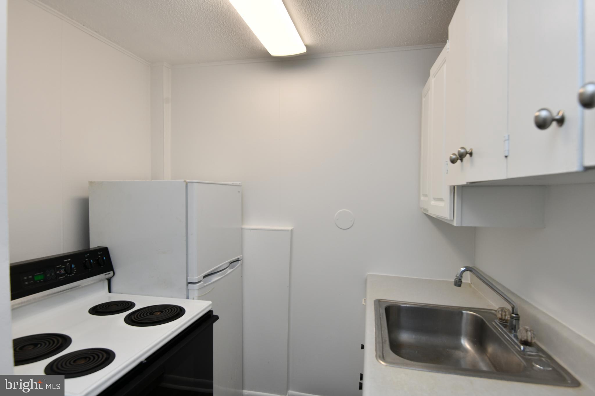 YORKSHIRE ACRES - Residential Lease