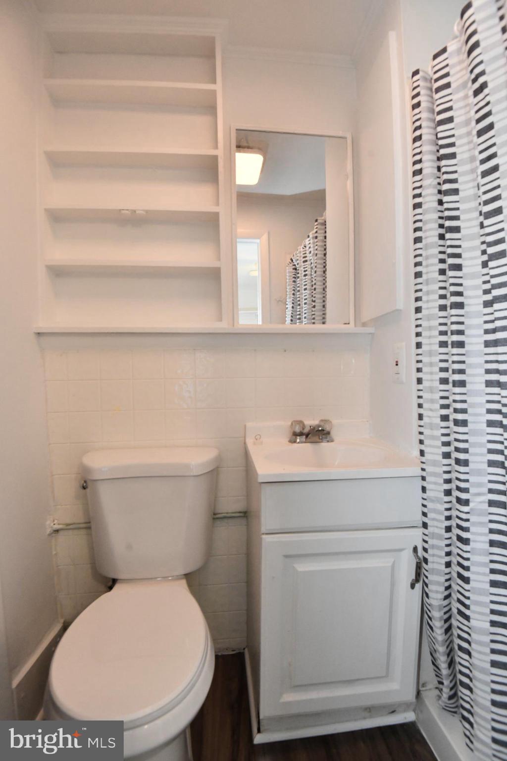 YORKSHIRE ACRES - Residential Lease