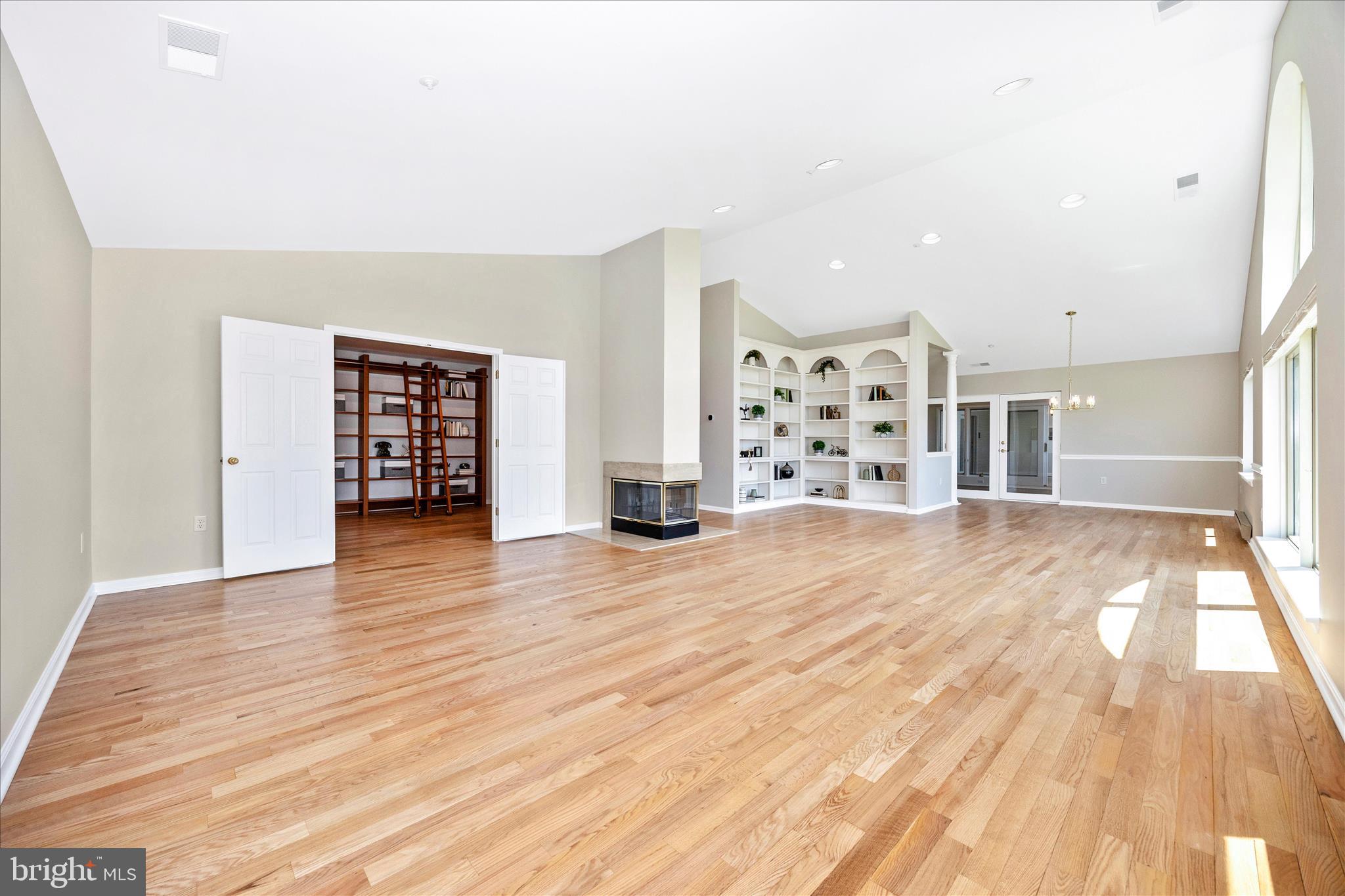 104 MERCER COURT 15-6
