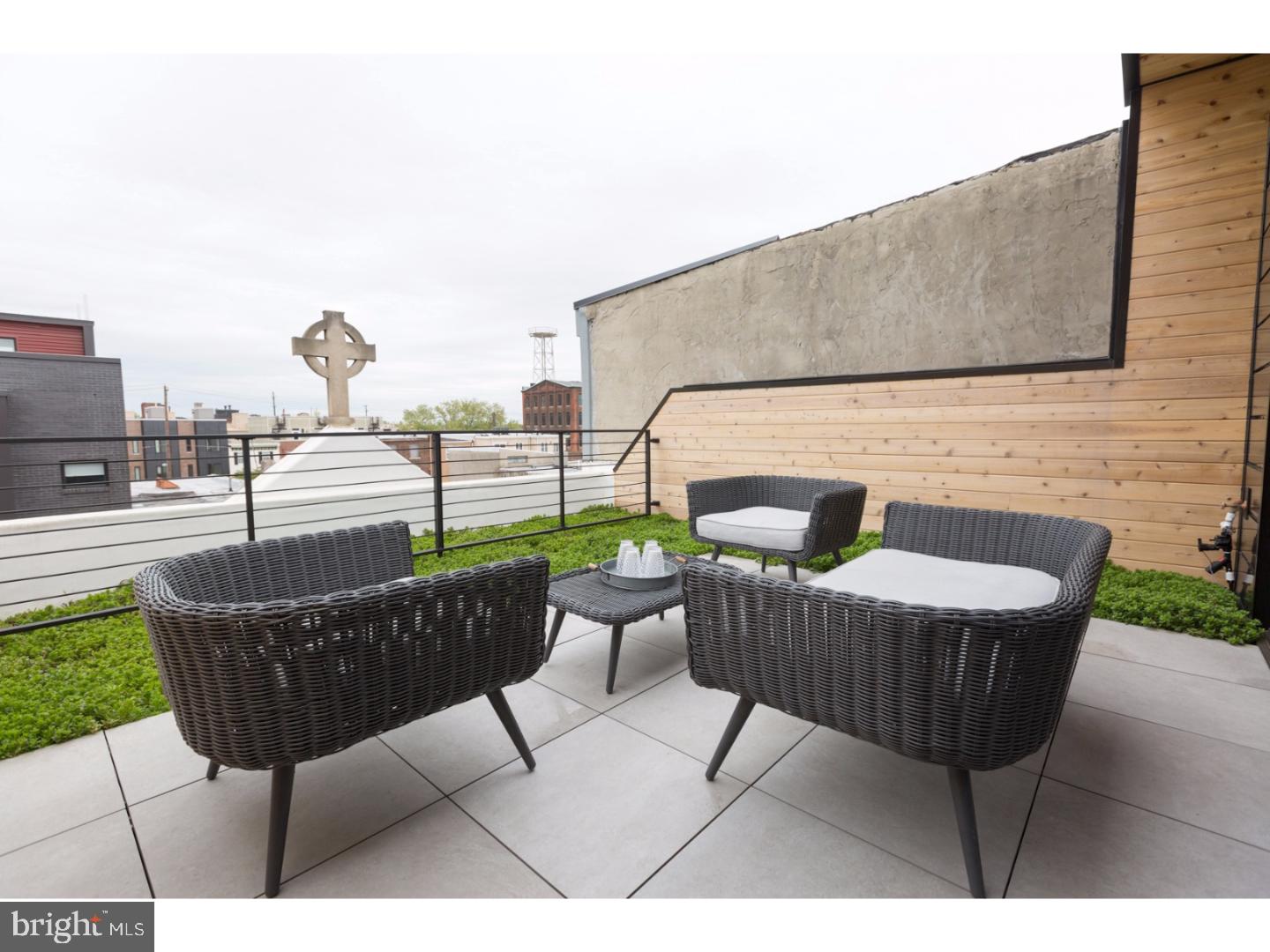 KENSINGTON - Residential