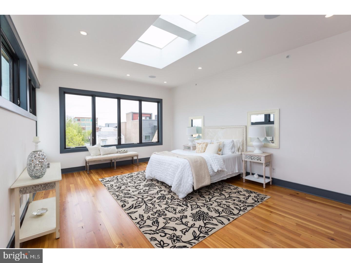 KENSINGTON - Residential
