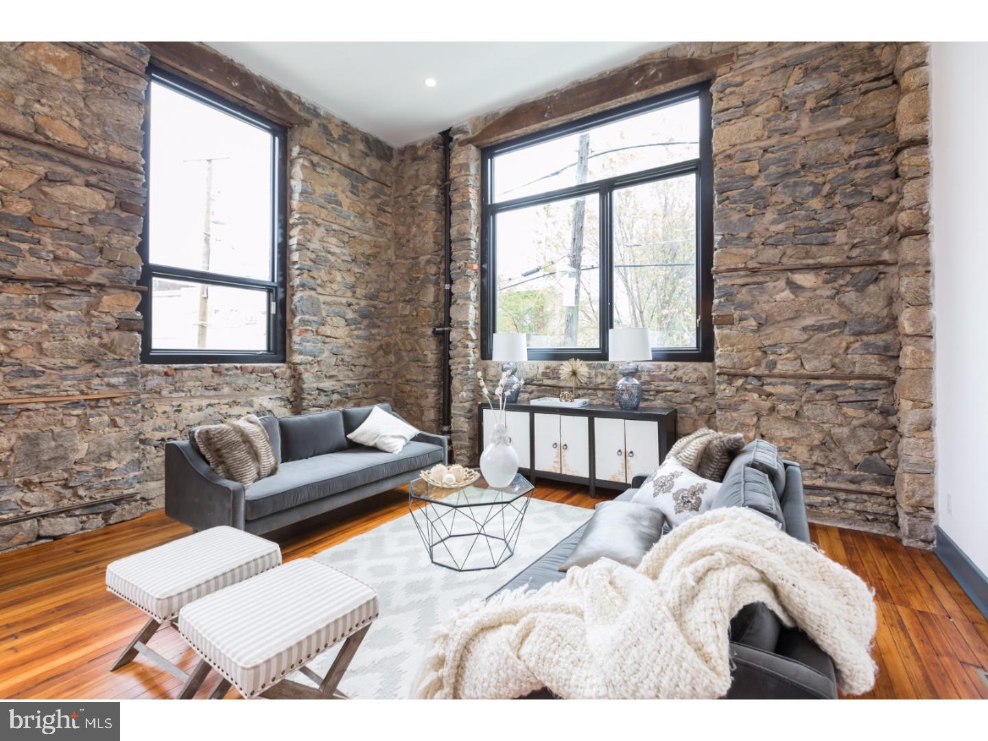KENSINGTON - Residential