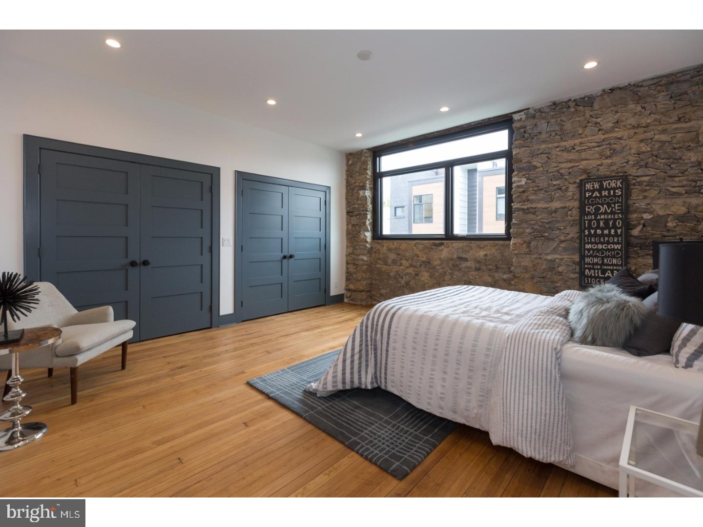 KENSINGTON - Residential