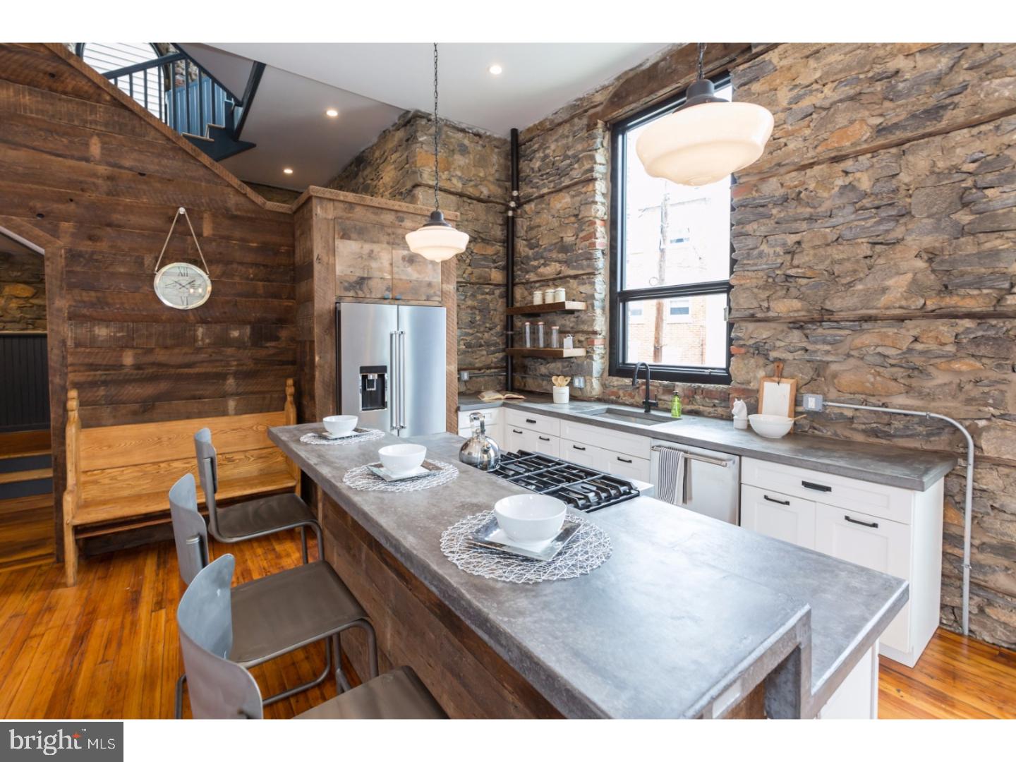 KENSINGTON - Residential
