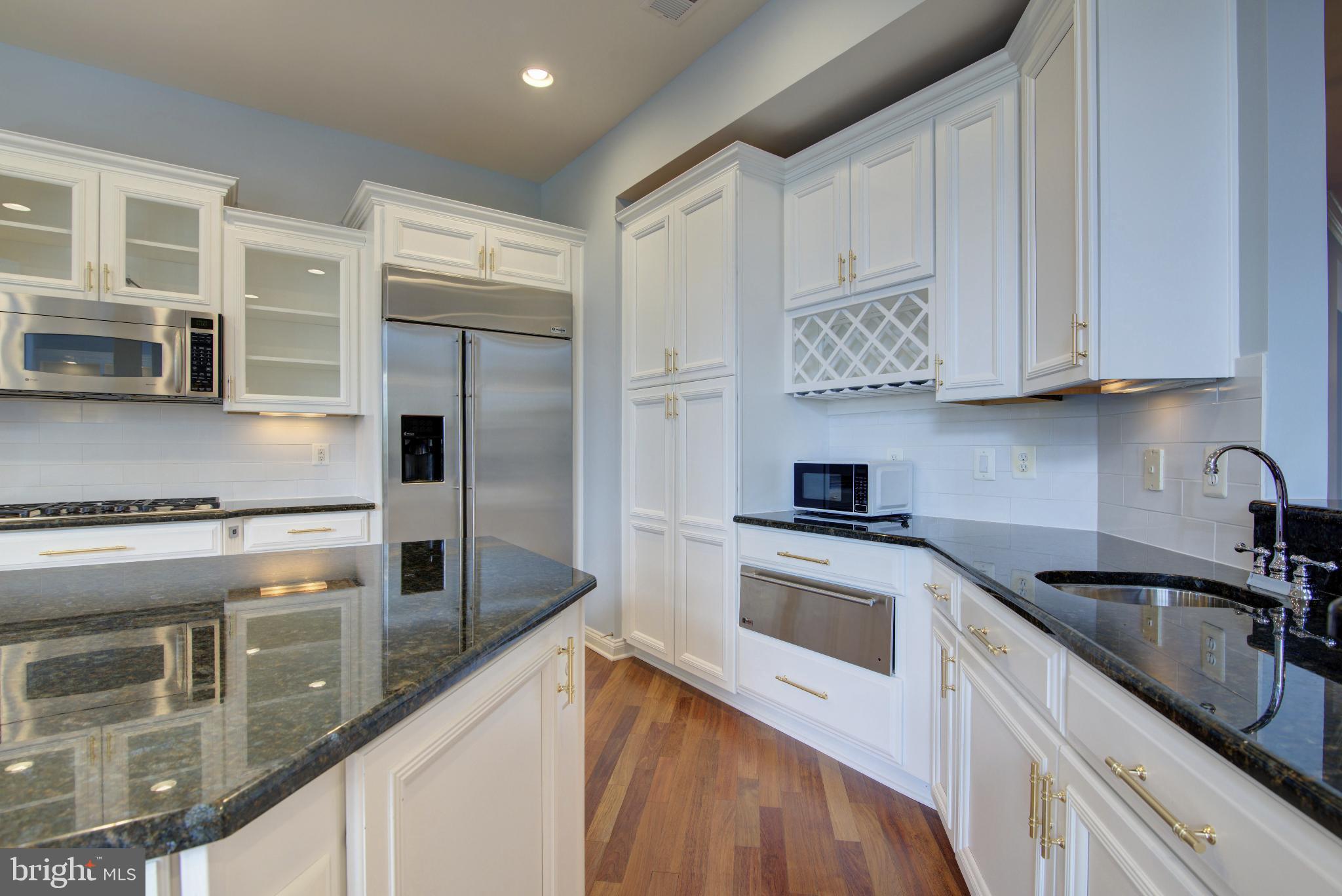 RIVER CREEK - Residential