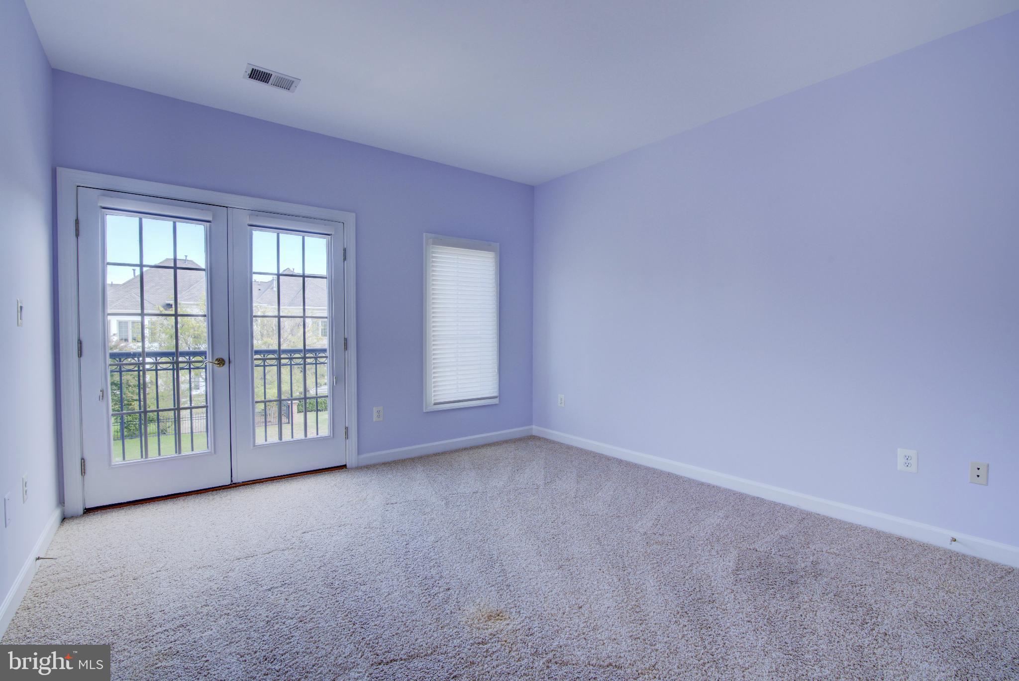 RIVER CREEK - Residential