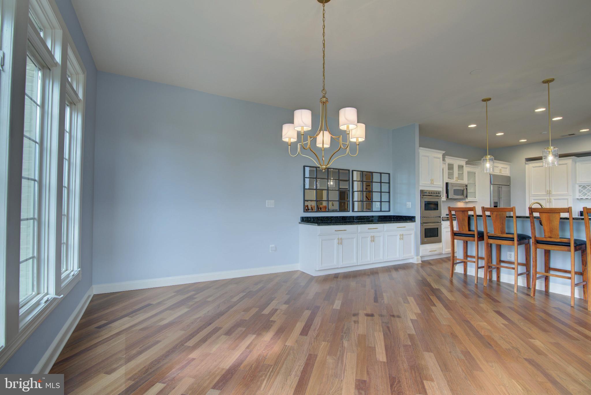 RIVER CREEK - Residential