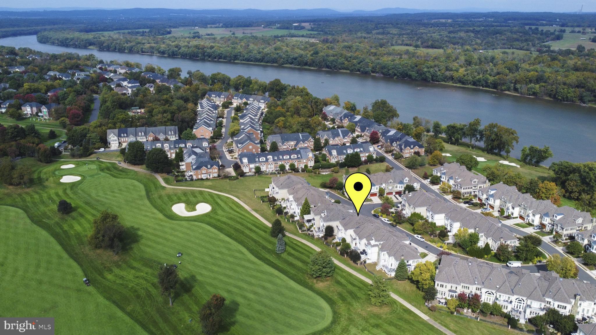 RIVER CREEK - Residential