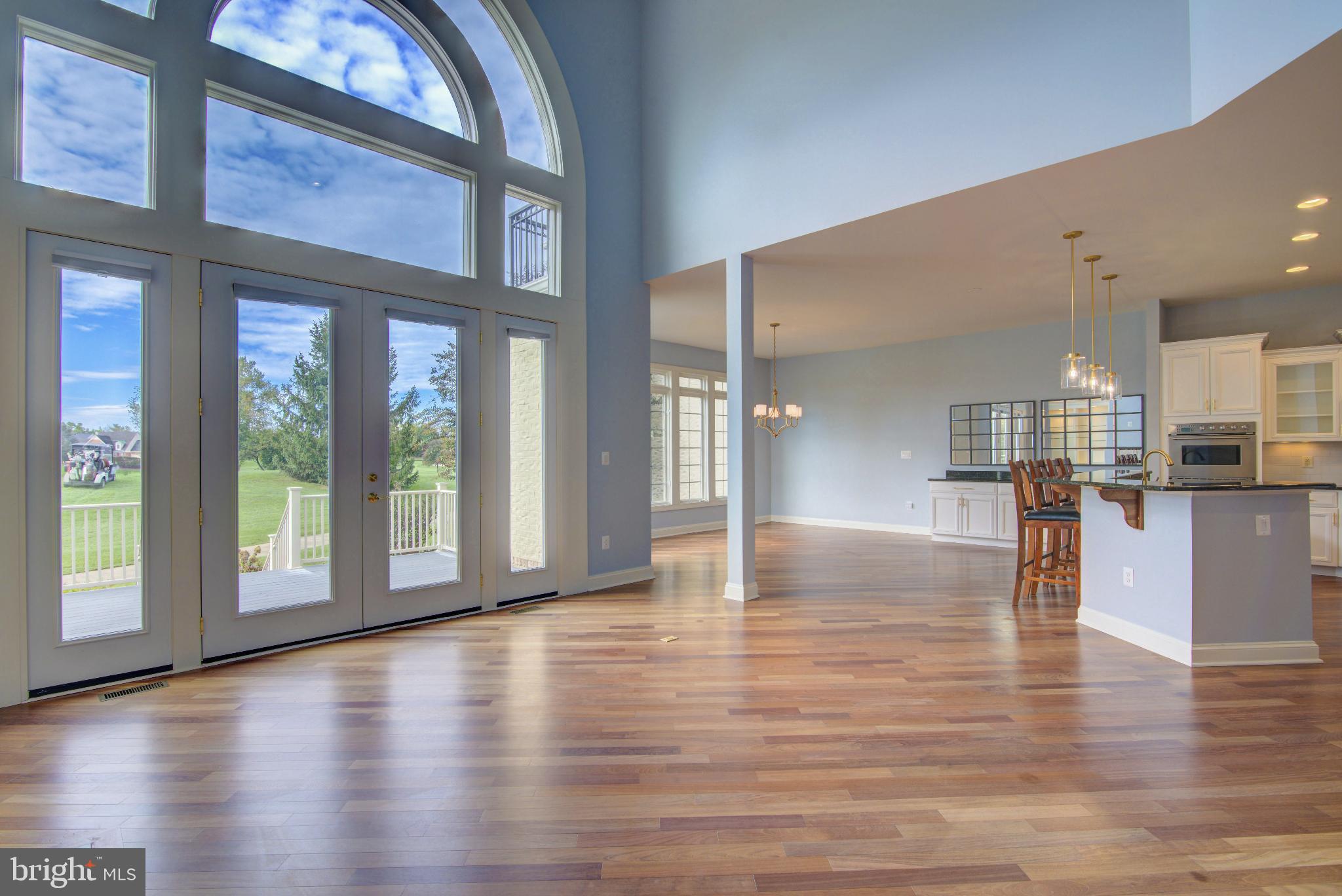 RIVER CREEK - Residential