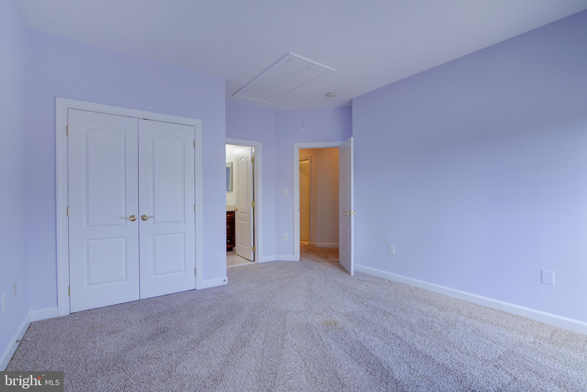 RIVER CREEK - Residential