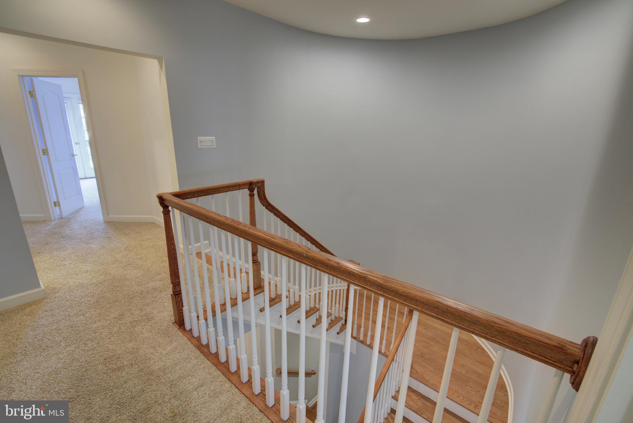 RIVER CREEK - Residential