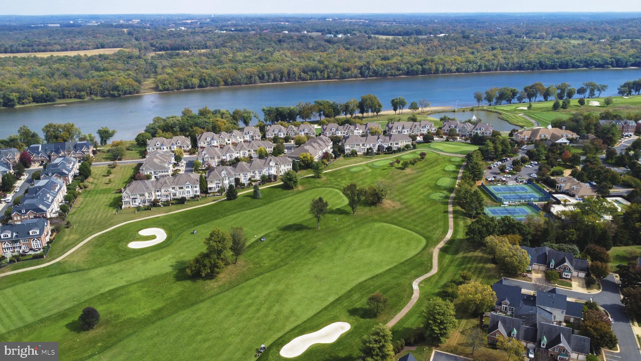 RIVER CREEK - Residential