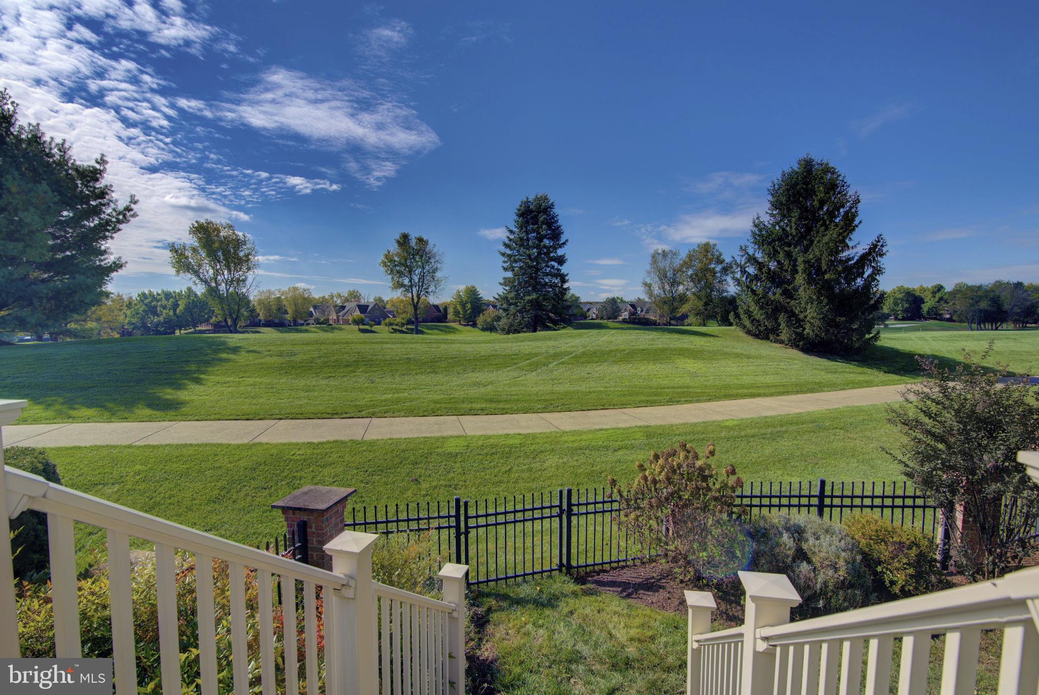 RIVER CREEK - Residential