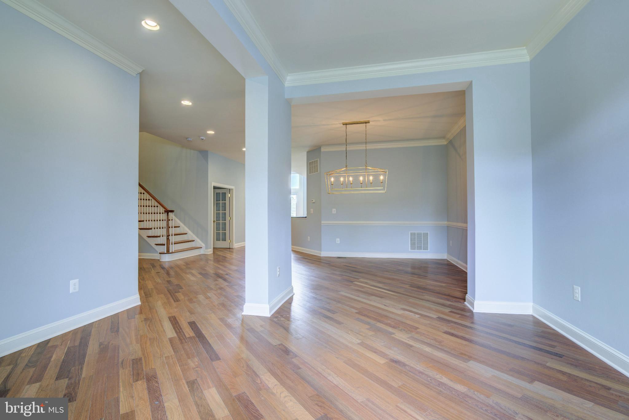 RIVER CREEK - Residential