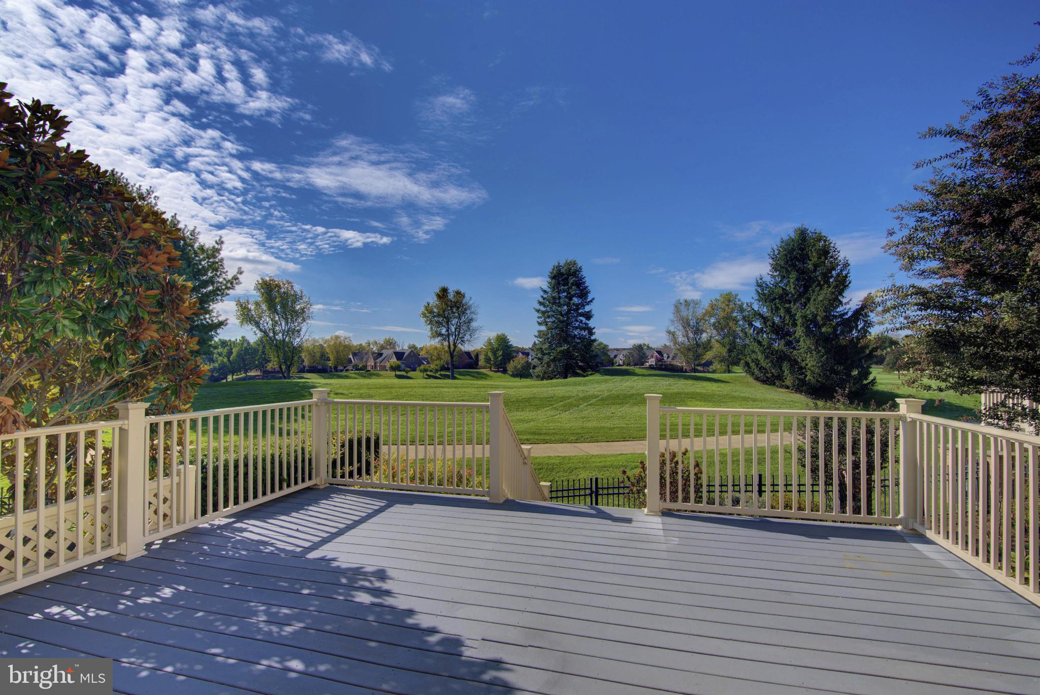 RIVER CREEK - Residential