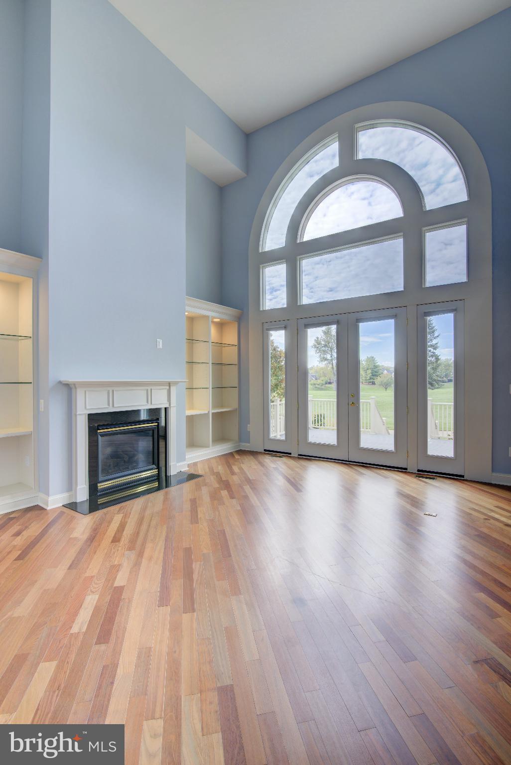 RIVER CREEK - Residential