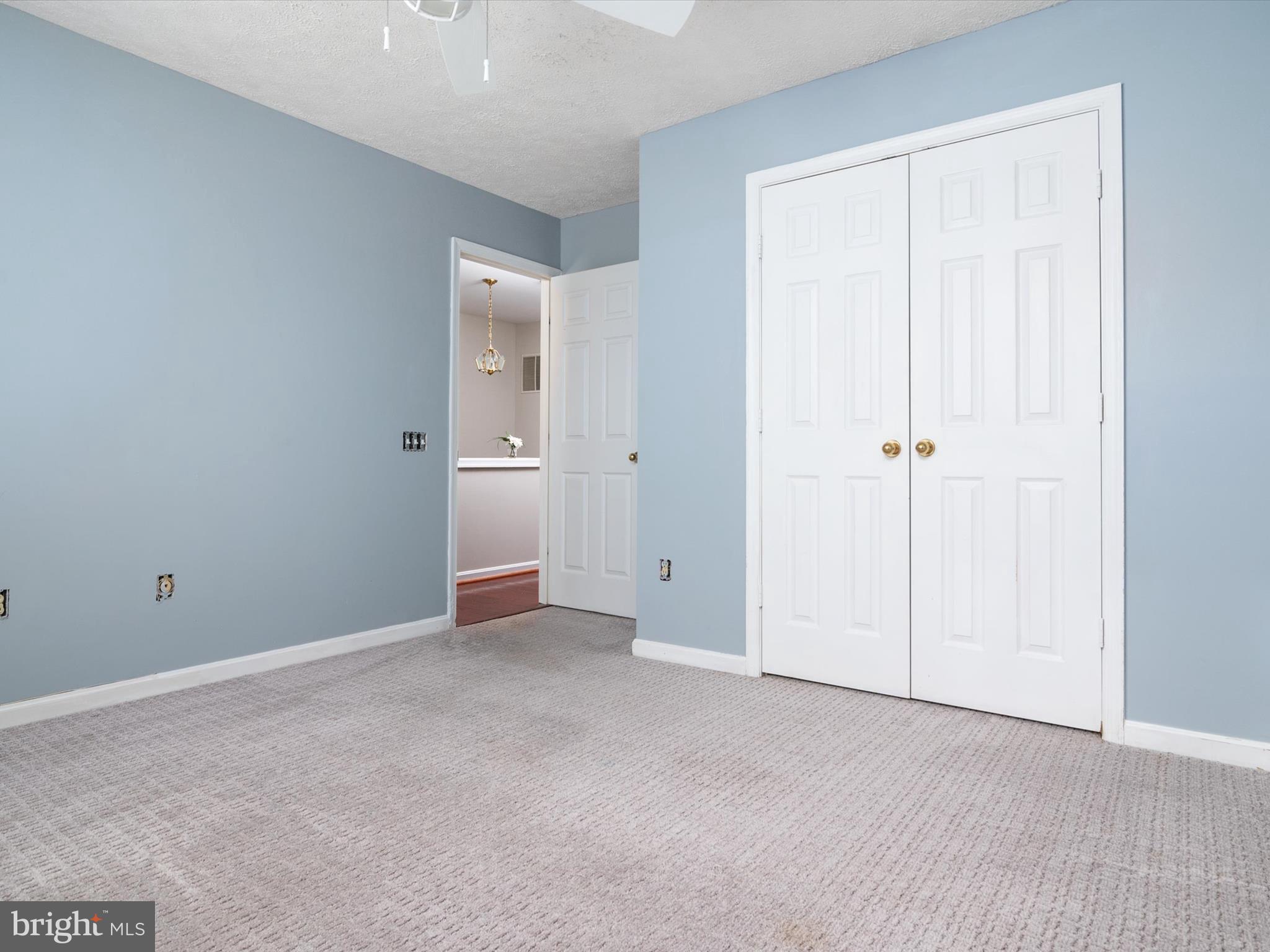 ROLLING RIDGE - Residential