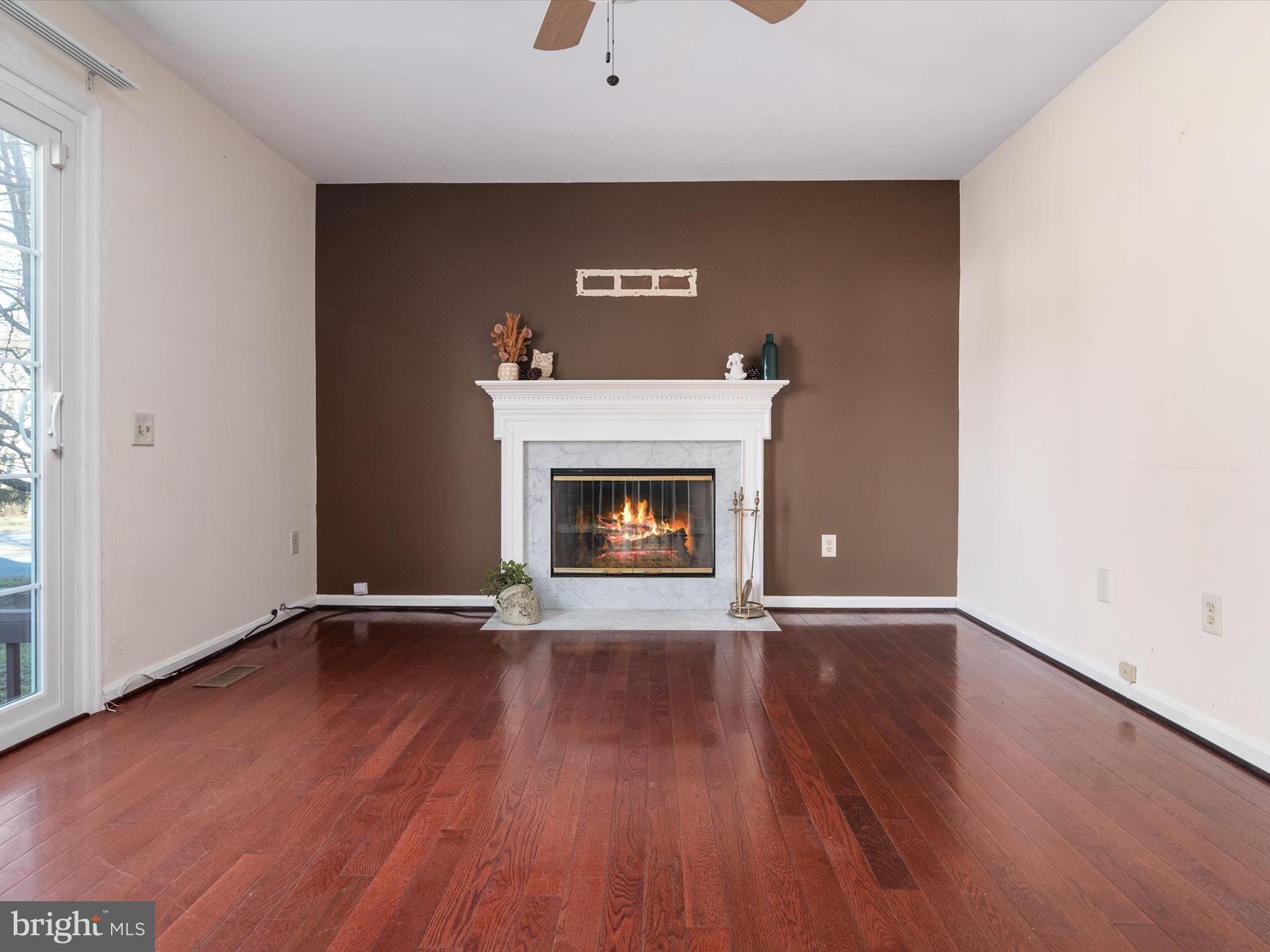 ROLLING RIDGE - Residential