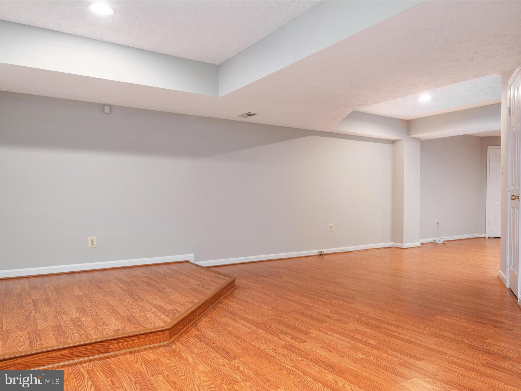 ROLLING RIDGE - Residential