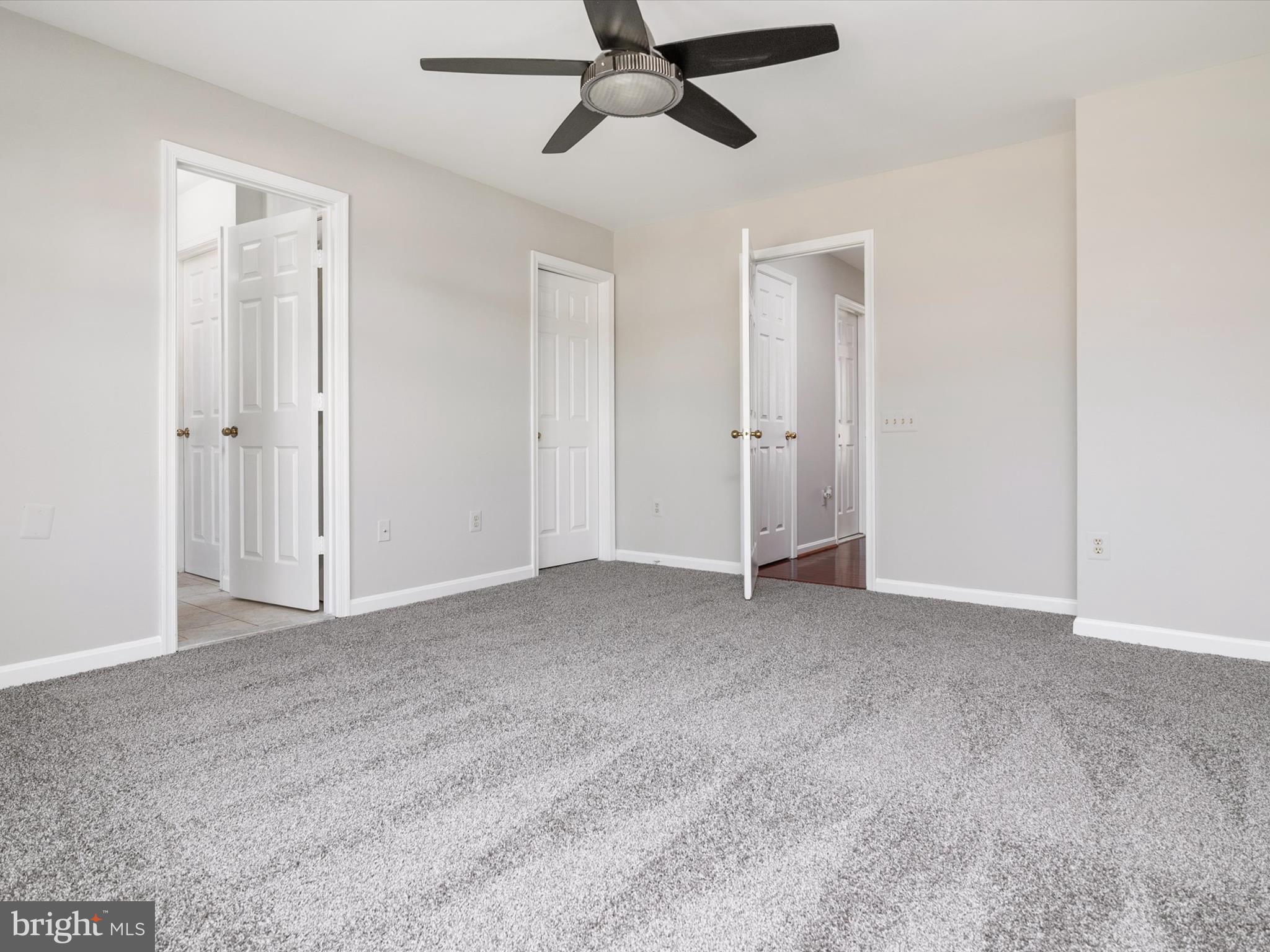 ROLLING RIDGE - Residential