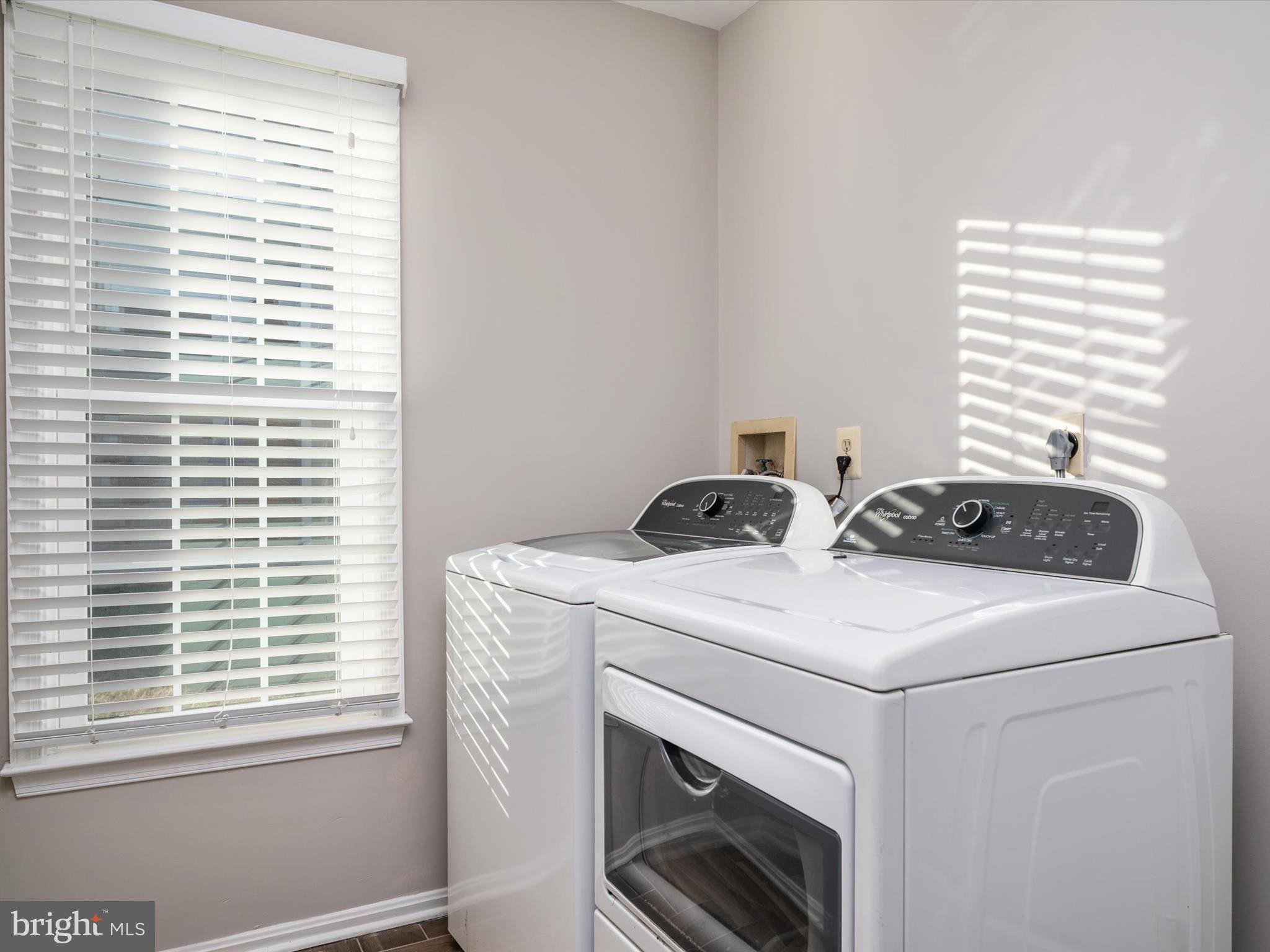 ROLLING RIDGE - Residential