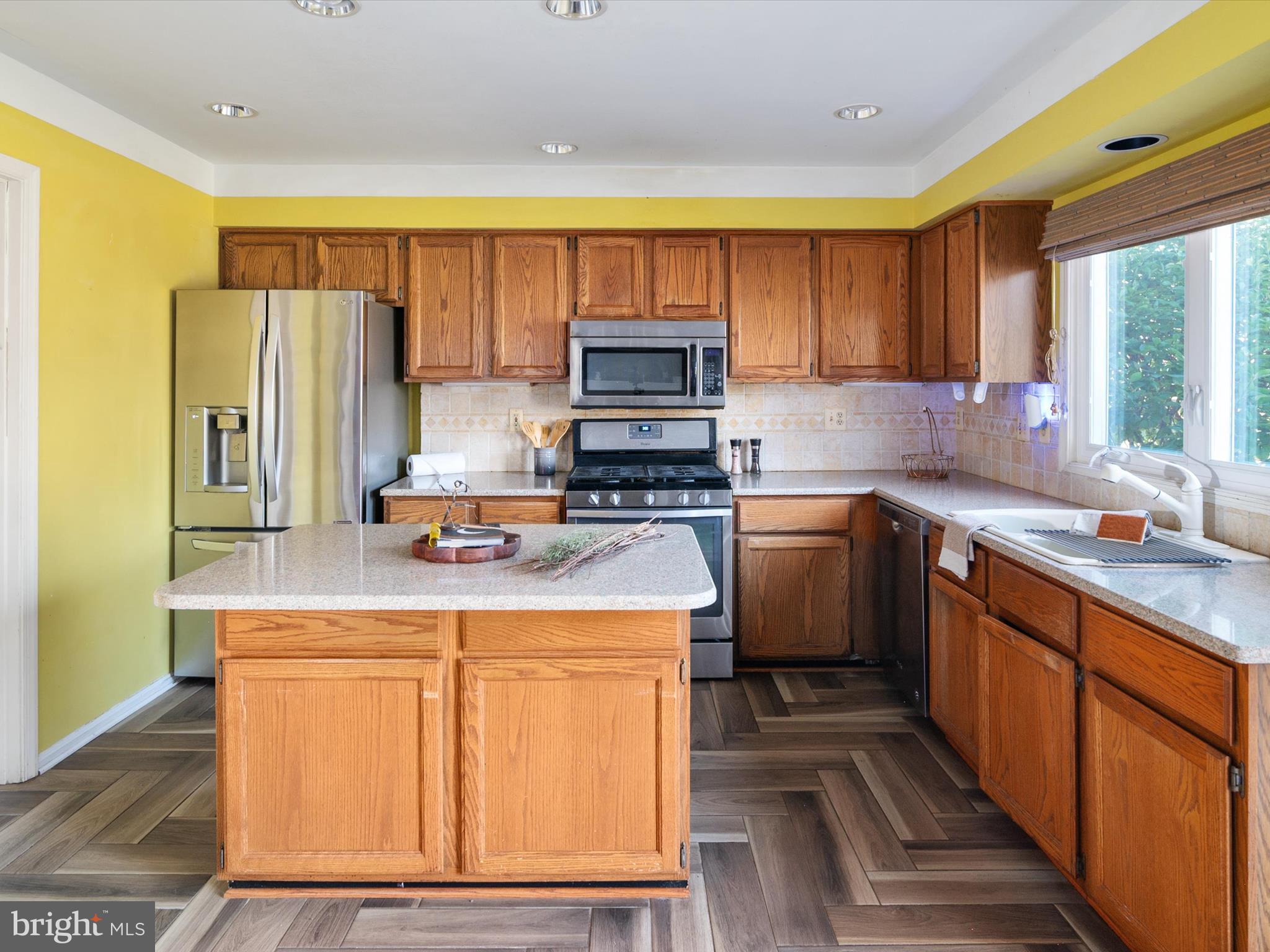 ROLLING RIDGE - Residential