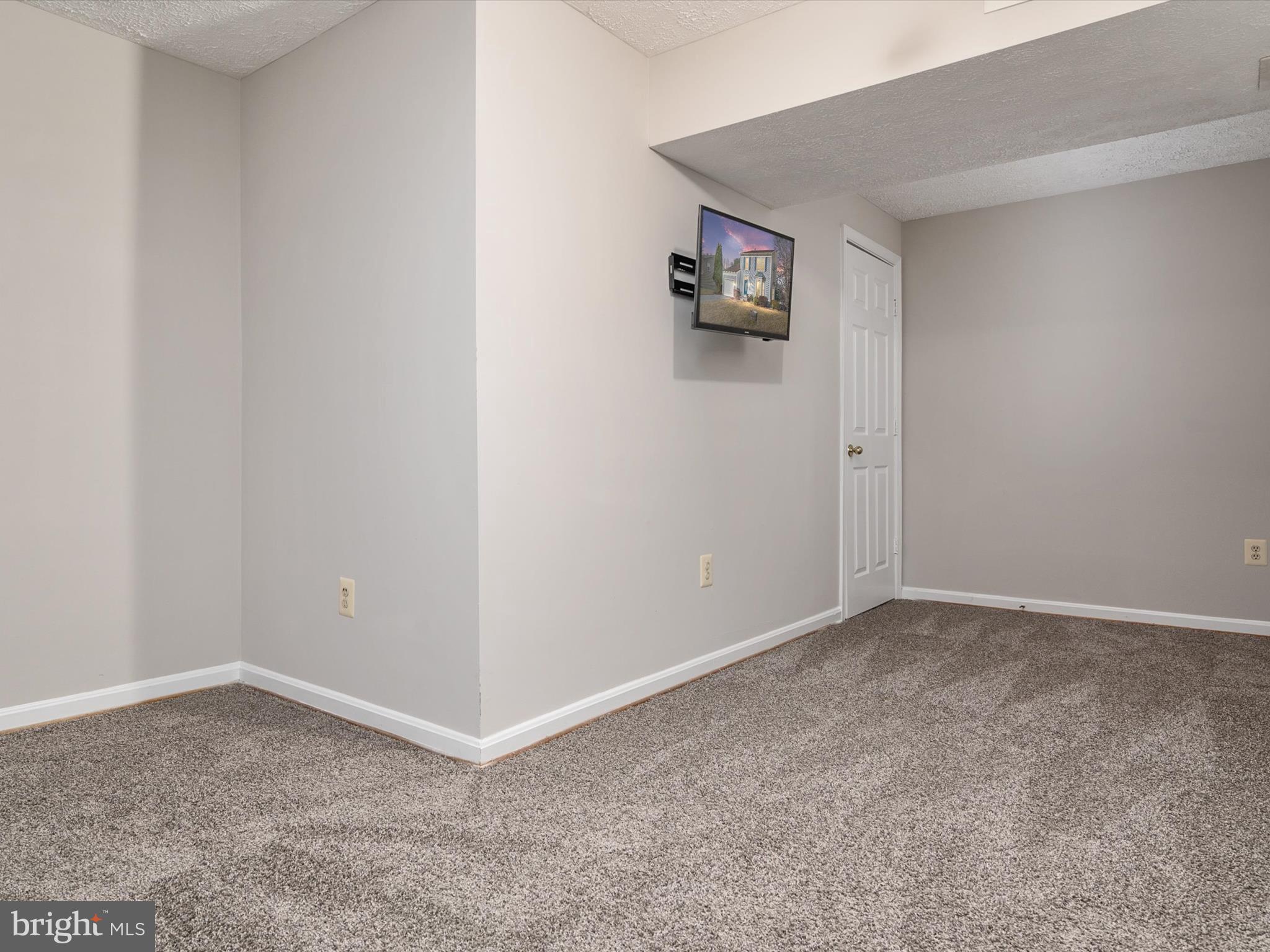 ROLLING RIDGE - Residential