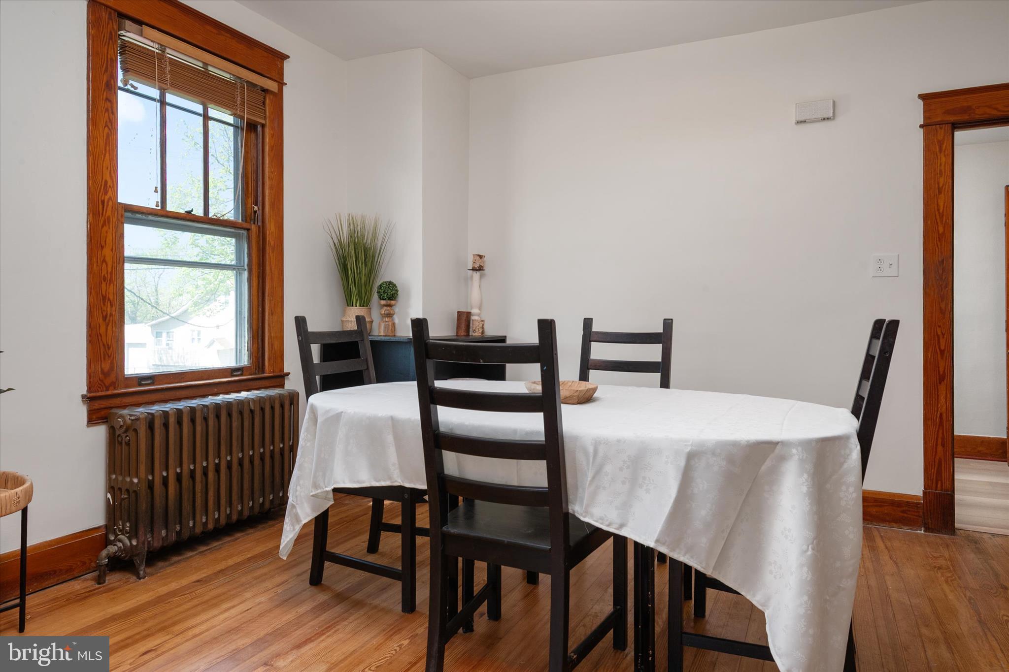 ROLAND TERRACE - Residential